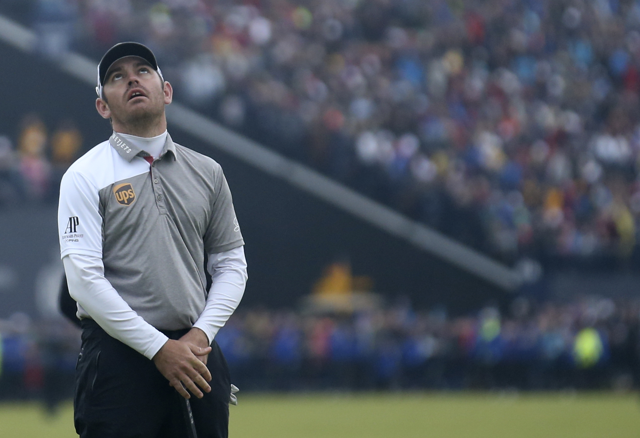 Louis Oosthuizen rolls his eyes after missing a putt on the 17th during the play-off. Photo: AP
