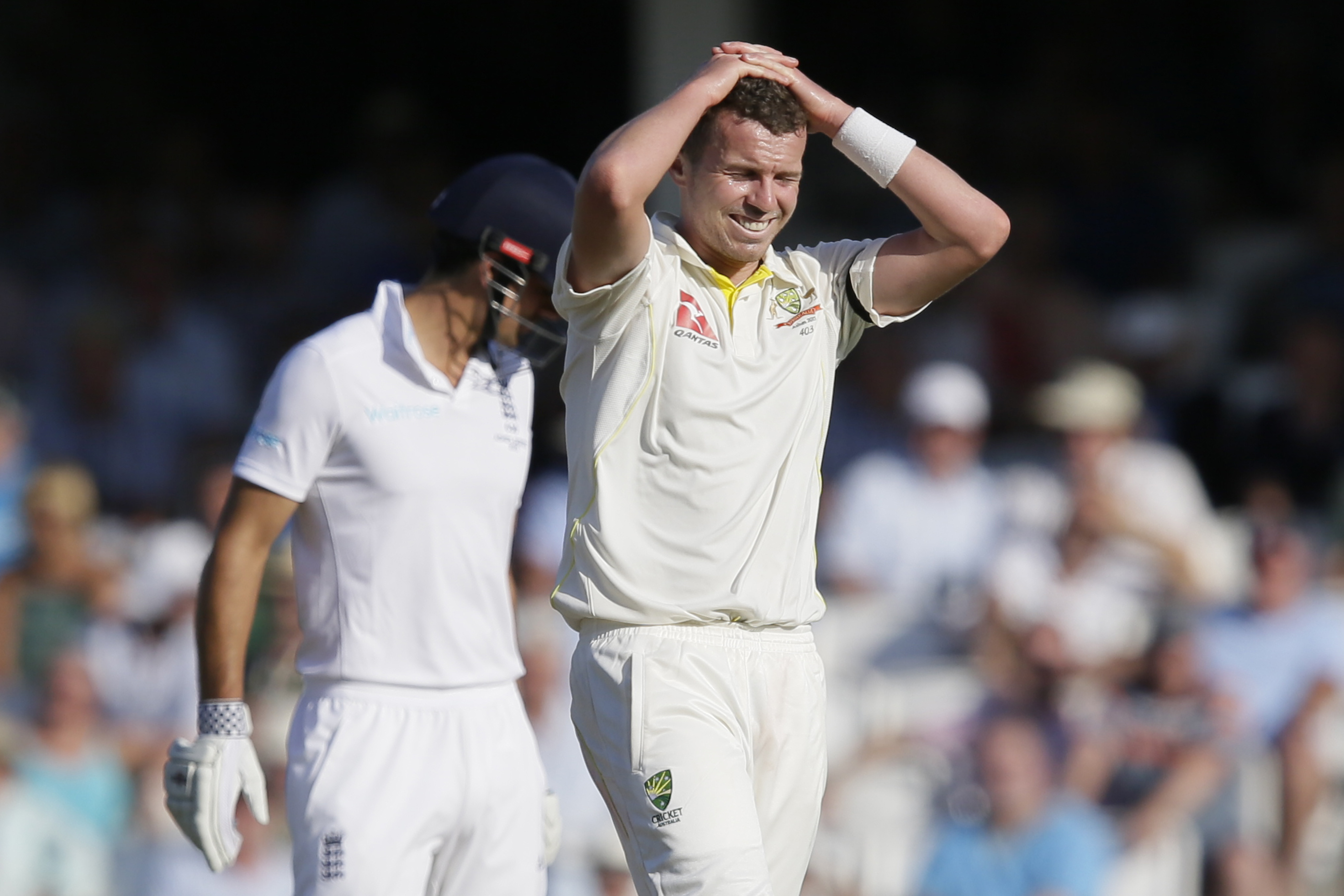 Peter Siddle rues a near-miss bowling to England's Jos Buttler. Photo: AP
