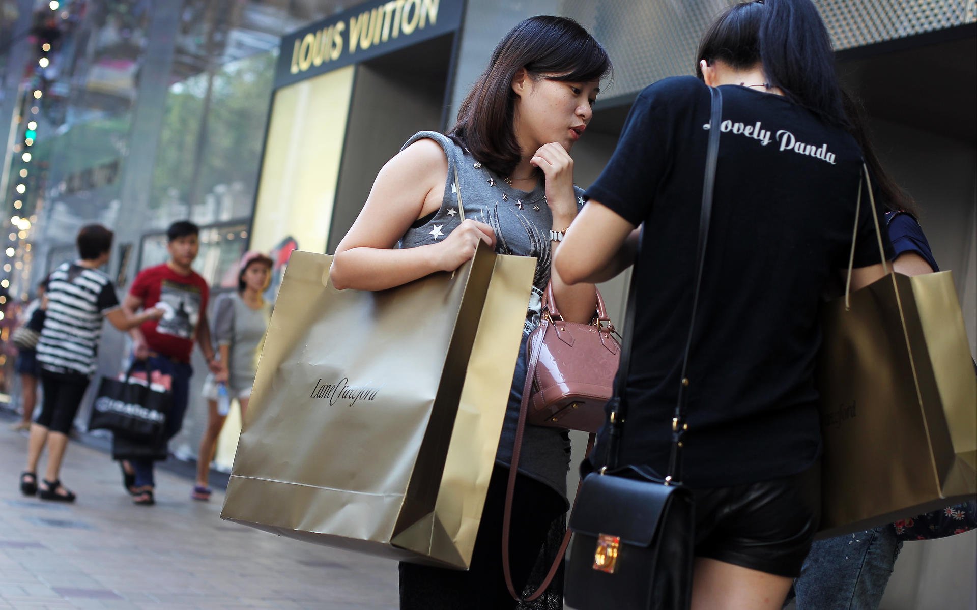 Beijing's devaluation of the yuan has cut sharply into Hong Kong's retail sector. Photo: Sam Tsang
