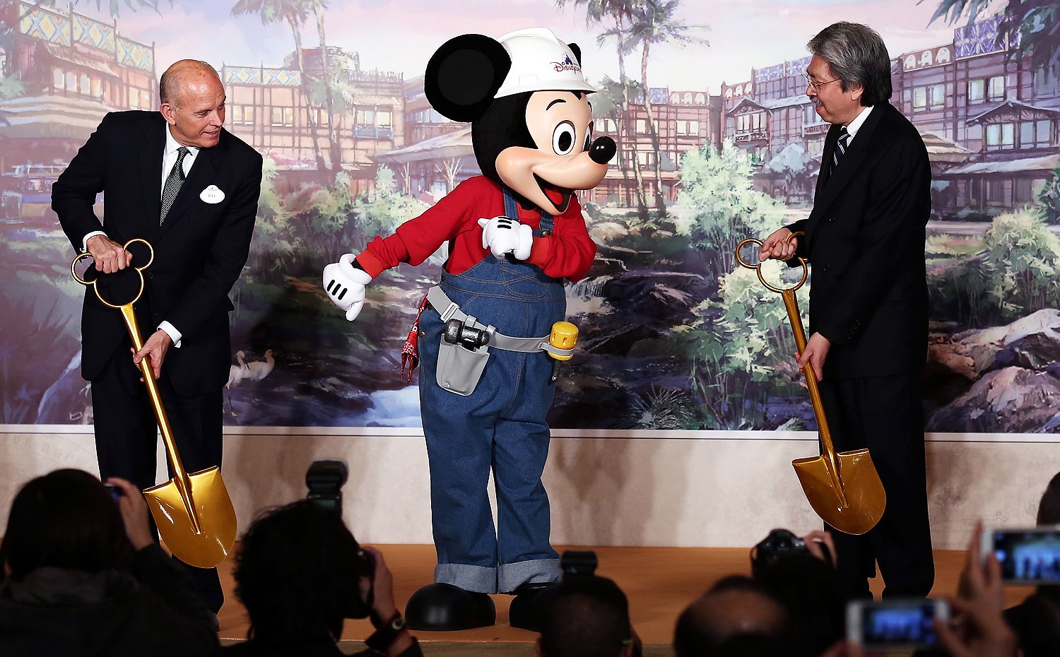 (L to R) Bill Ernest, president and managing director of Asia for Walt Disney Parks and Resorts and Hong Kong finance chief John Tsang Chun-wah attend the groundbreaking ceremony for the "Disney Explorers Lodge" at Hong Kong Disneyland Resort. Photo: Jonathan Wong