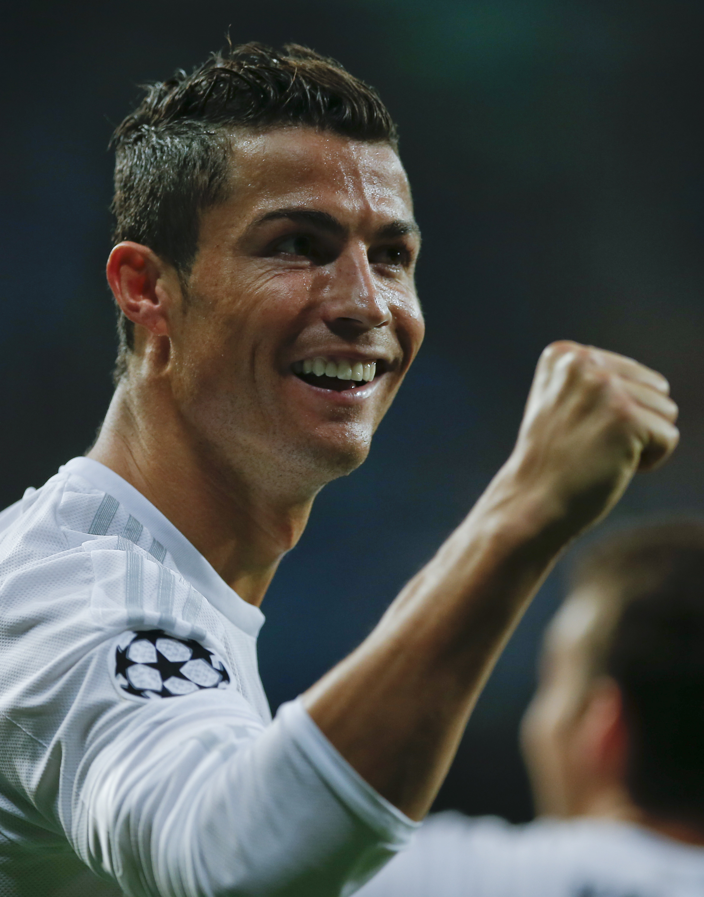 Champions League roundup: Ronaldo scores in every group game for Real, Champions League