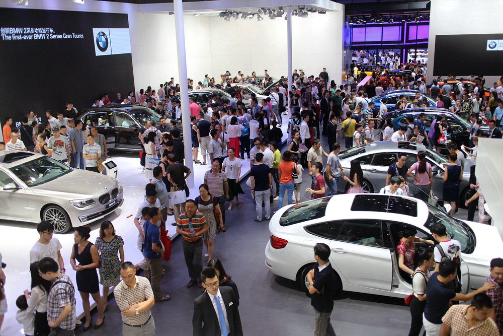 Car shows in Chengdu draw the crowds. Photo: ImagineChina