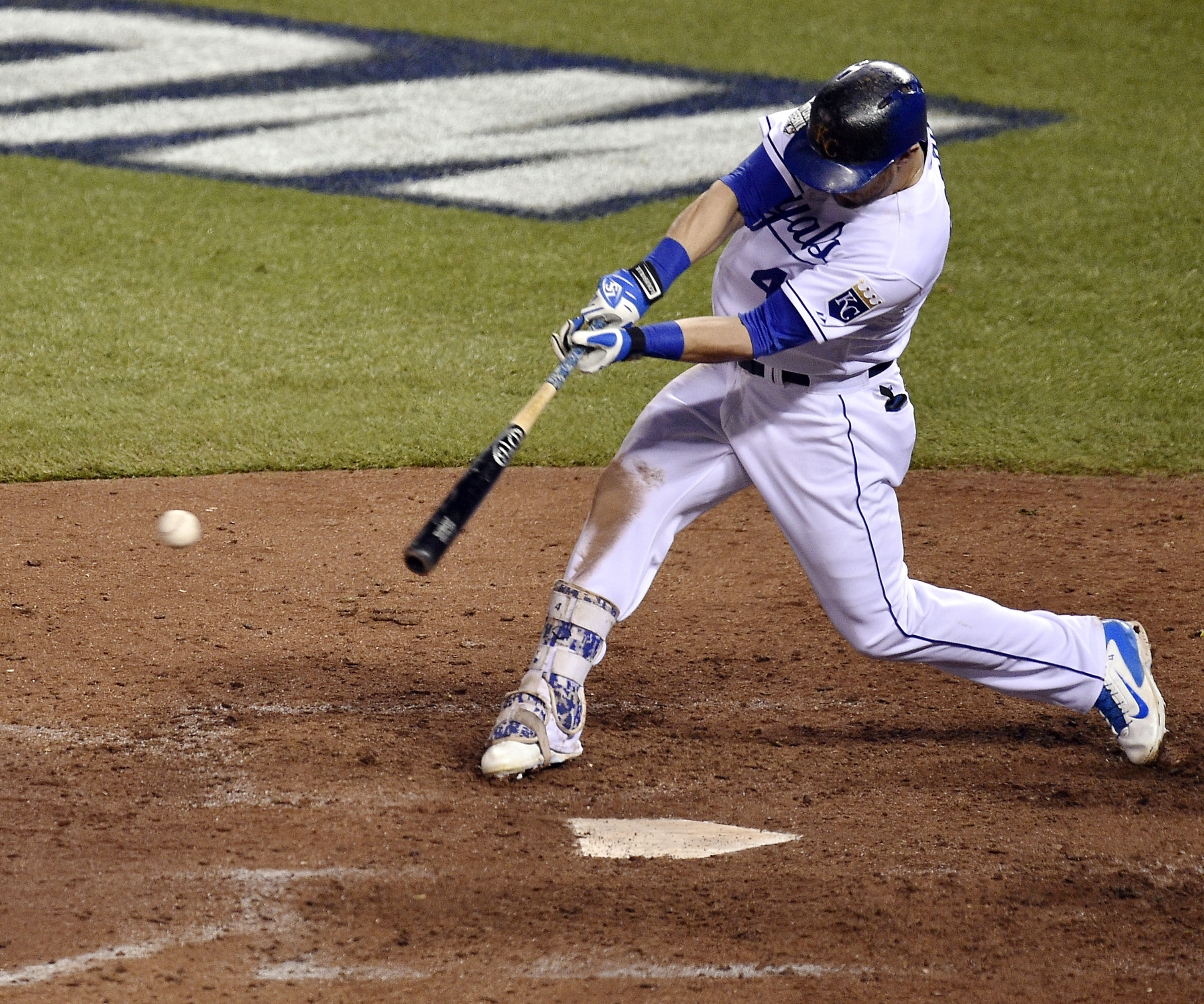 Superb complete game from Johnny Cueto helps Kansas City take command of  World Series