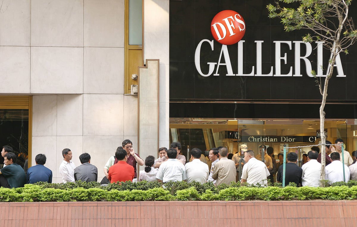 DFS Galleria - Hong Kong Shopping Malls