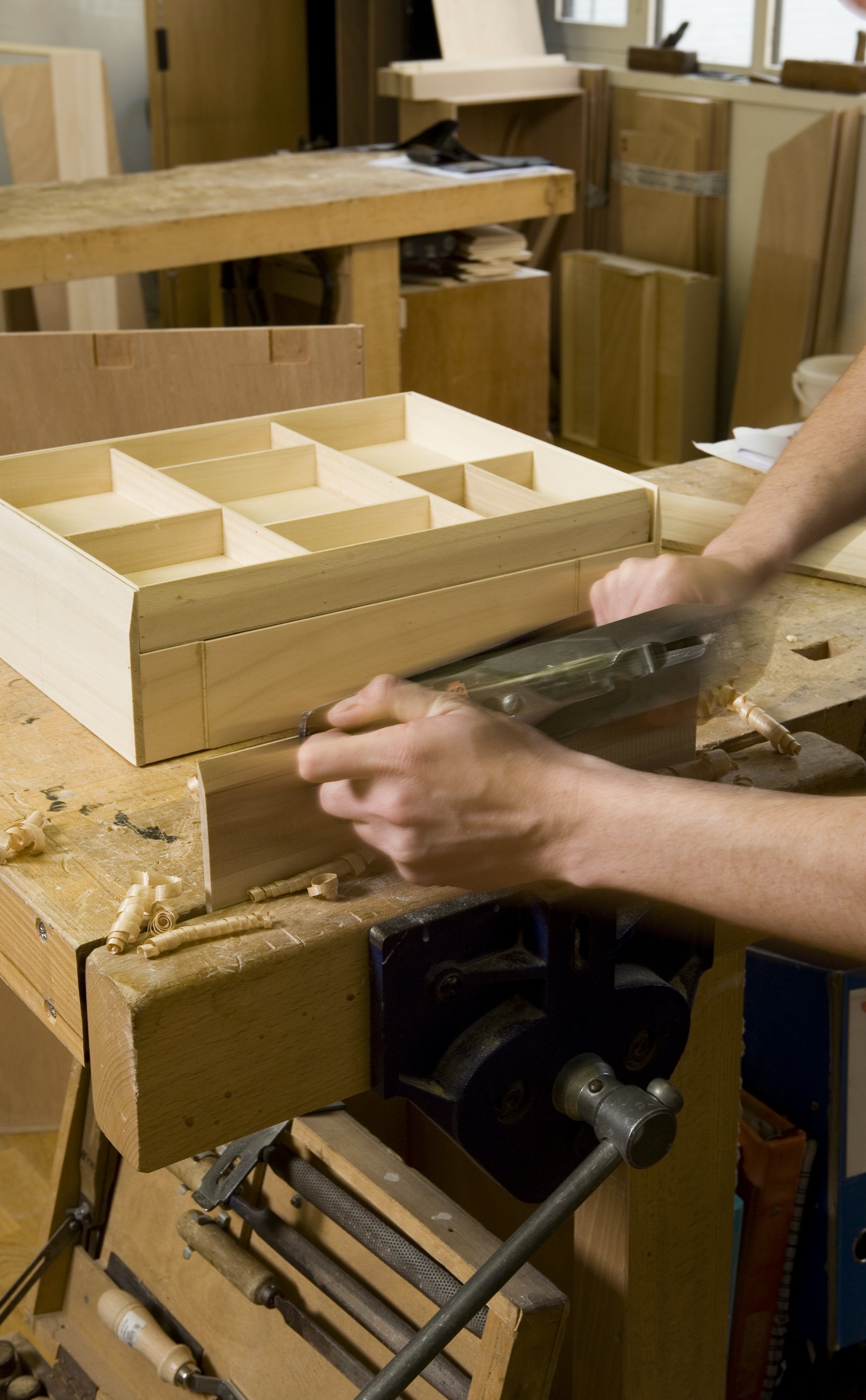 Will_Gates_ii on X: DIY Louis Vuitton Hard Trunk Media: Wood, Pin
