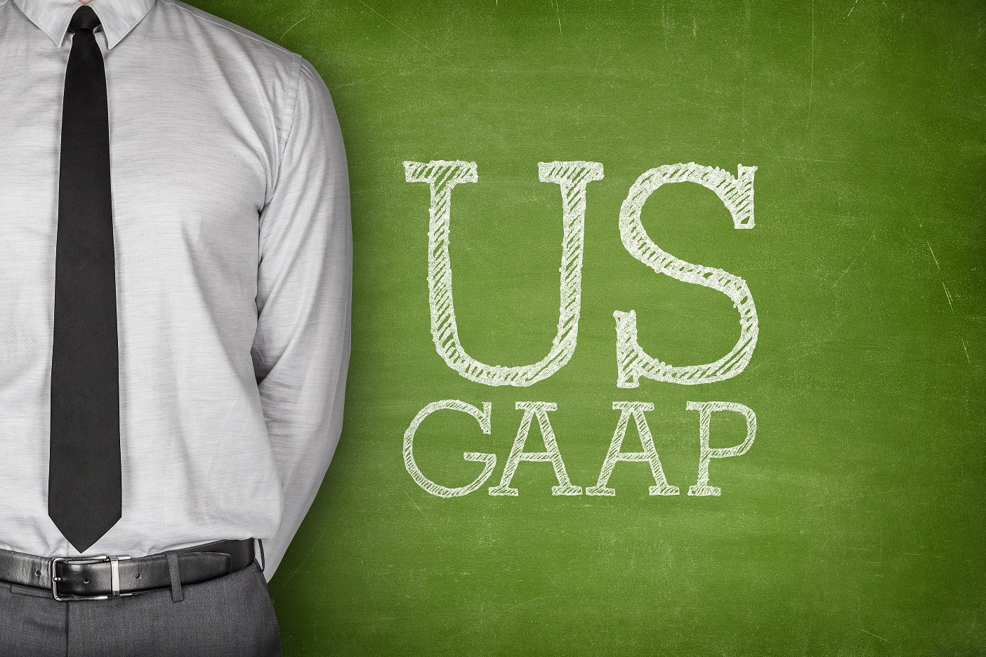 GAAP Versus Street Earnings：The Role of Accounting Conservatism
