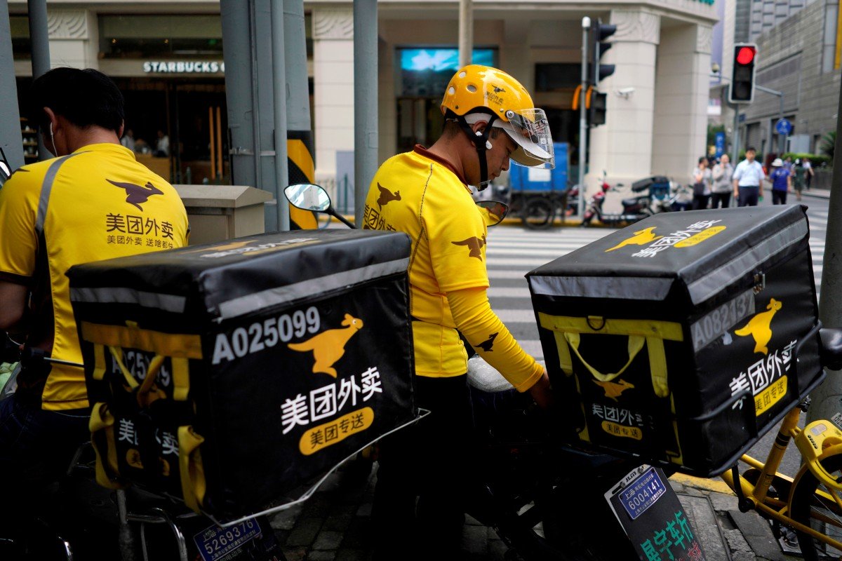 Meituan Diaping's third quarter revenue beat expectations after Thursday market close. Here, some of its drivers are seen in Shanghai. Photo: Reuters
