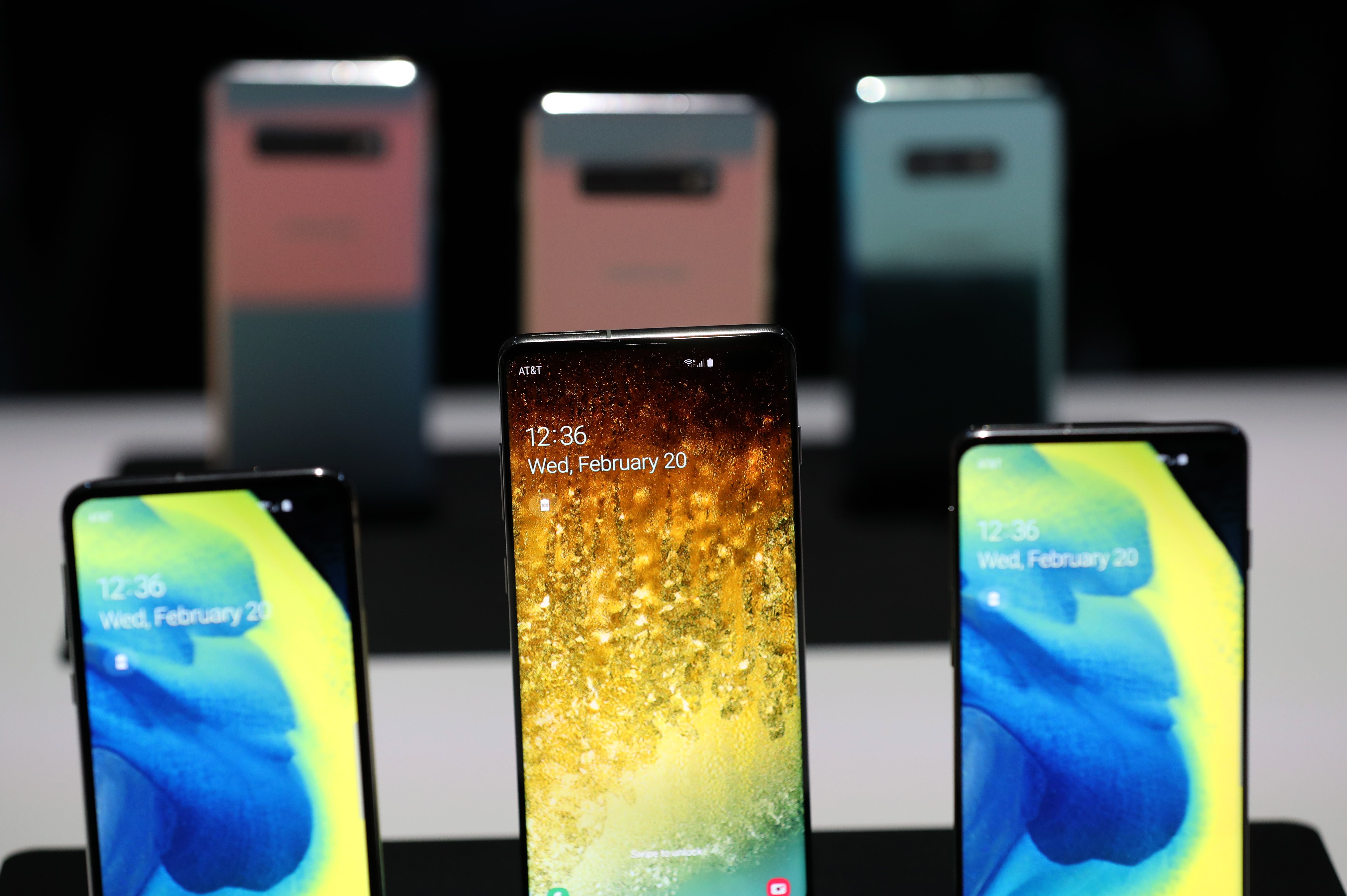 Smartphones from the Galaxy S10 series displayed during the Samsung Unpacked event on February 20, 2019 in San Francisco. (Picture: Justin Sullivan/AFP)