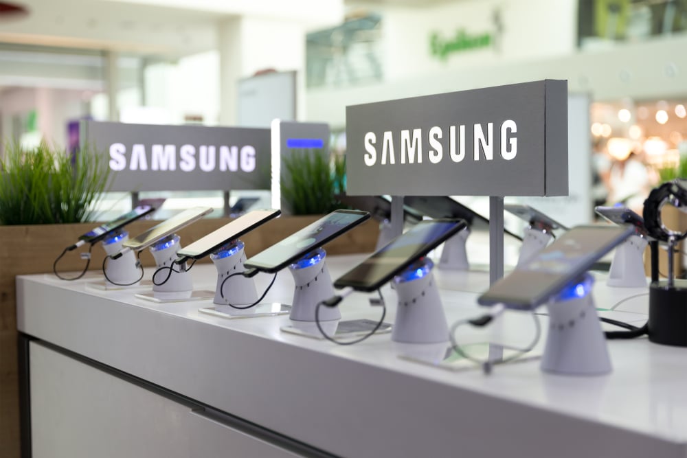 Samsung will close down its Experience Store in Shanghai’s Nanjing East Street, one of the most popular shopping areas in the city. (Picture: Shutterstock)