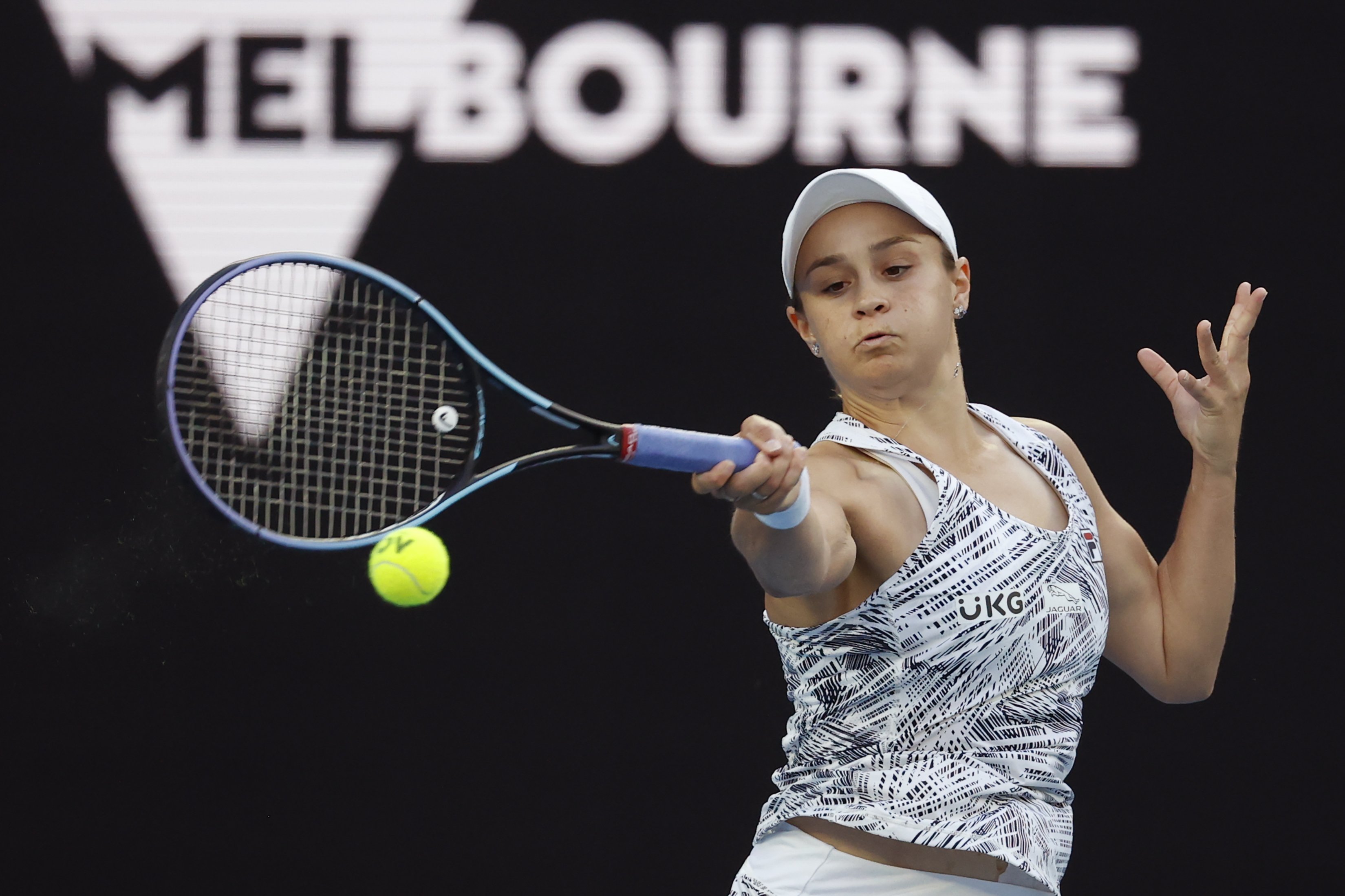 Australian Open Chinas women make strong start in Melbourne, while Nadal, Osaka and Barty all win
