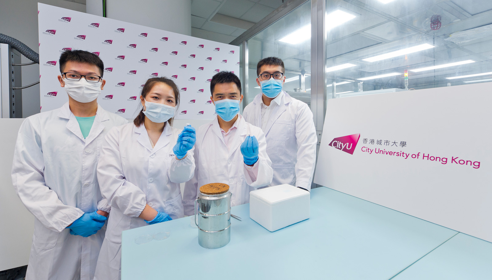 Dr Xu Chenjie (second from right) and his research team.