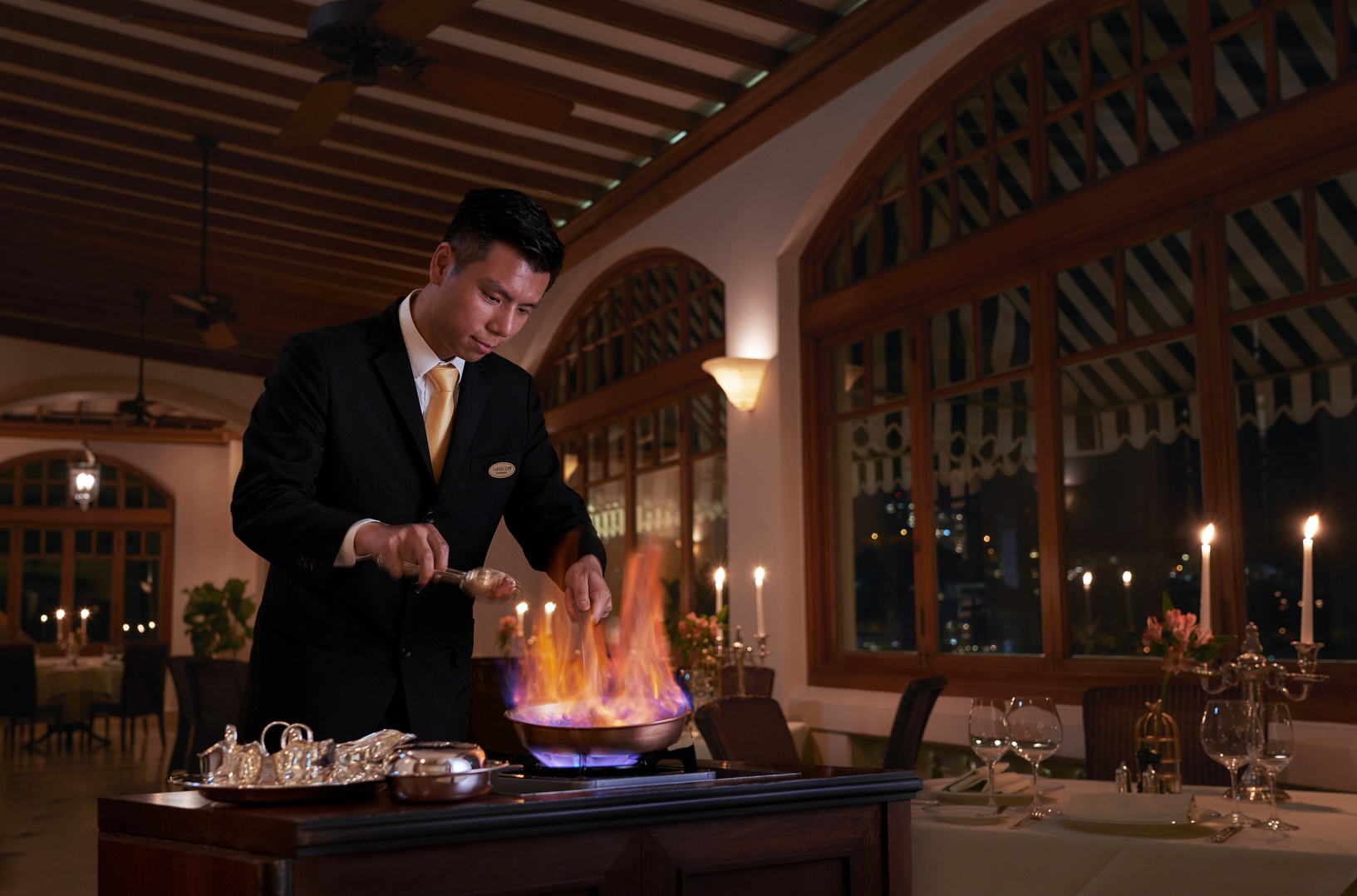 Beautiful seaview and elegant surroundings enhance your classic dining experience at The Verandah.