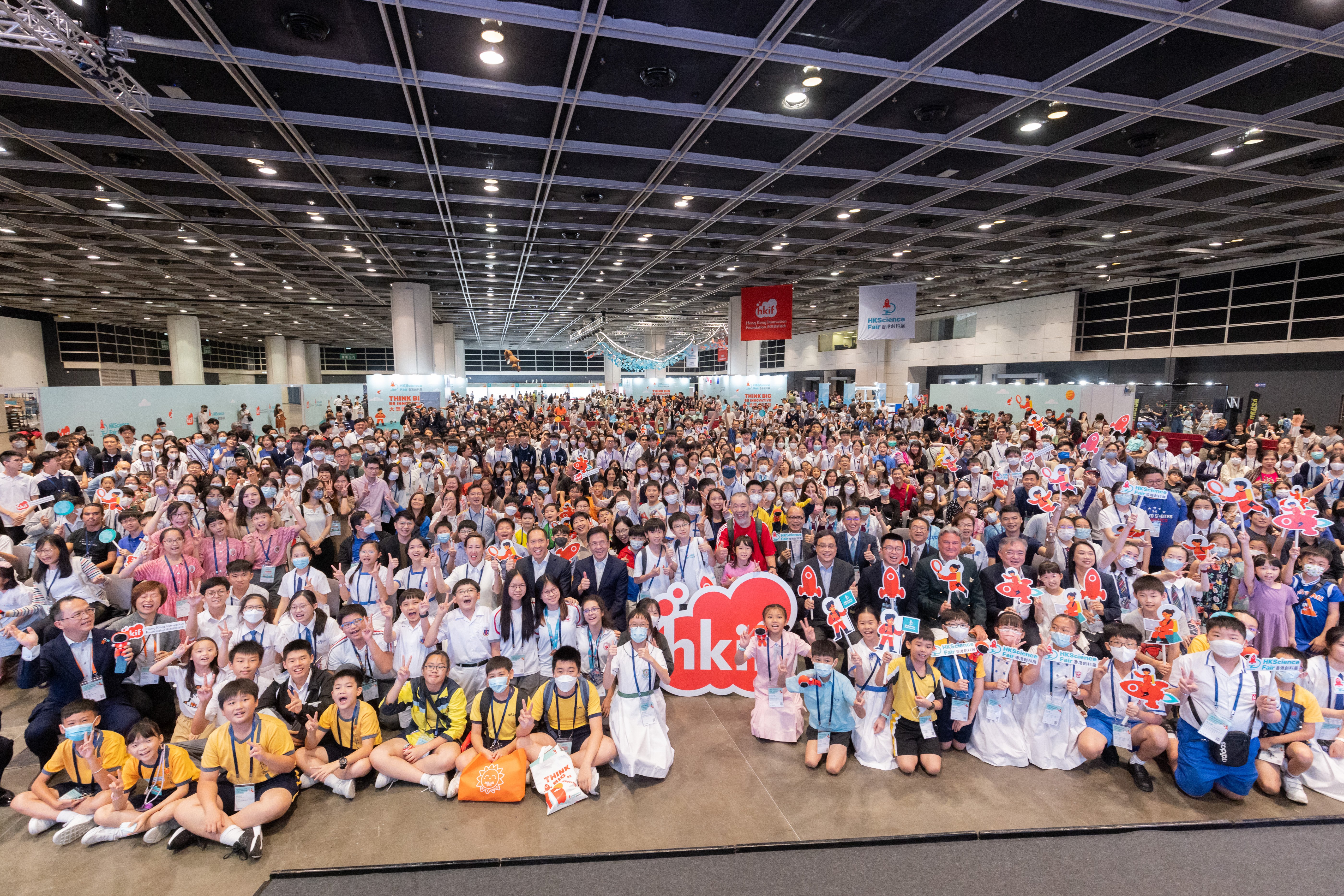 The two-day Hong Kong Science Fair attracted over 20,000 visitors.