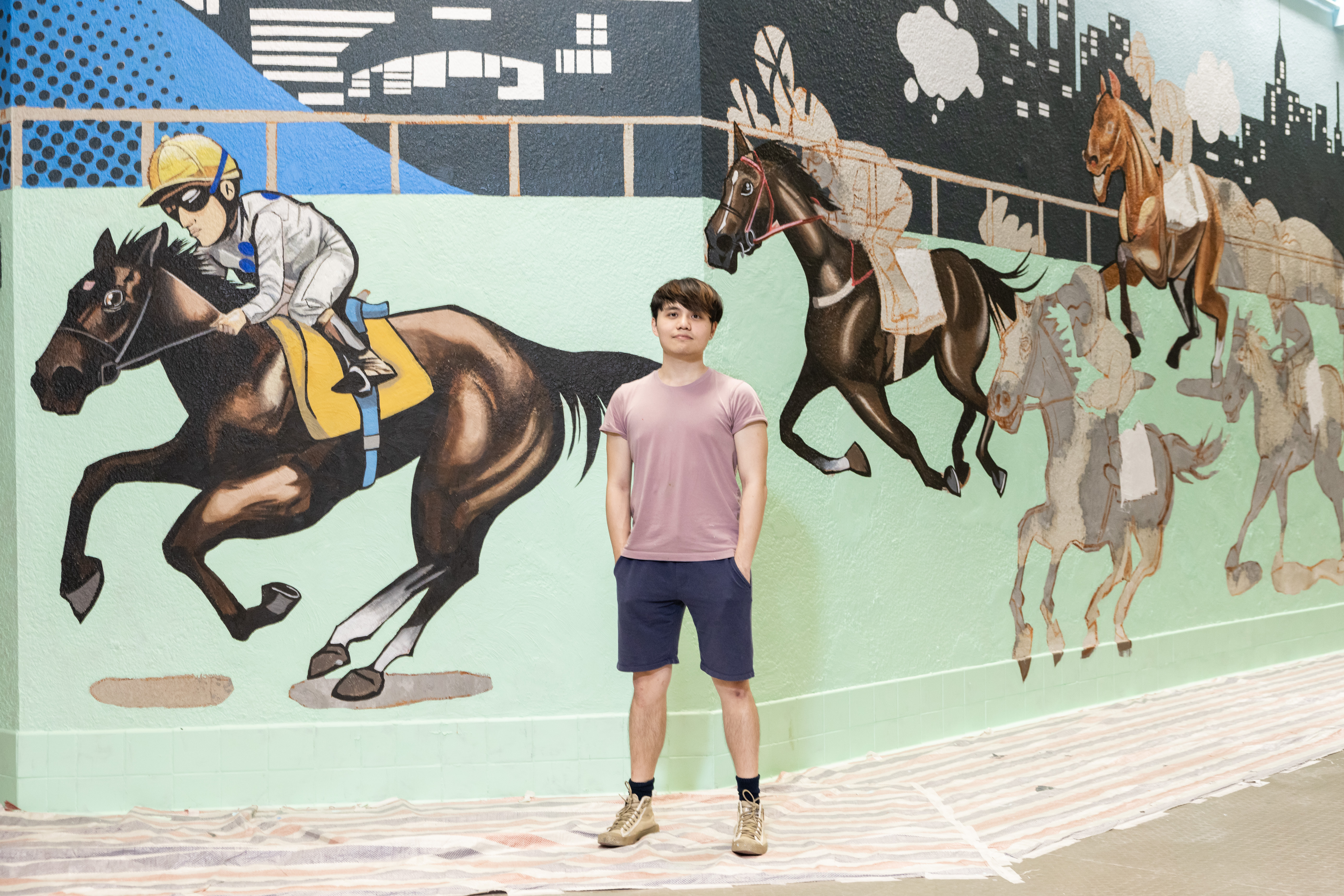 Post-90s Hong Kong artist Jacky Tao and the Artisan Dream team showcase their creativity and artistic skills in a large-scale mural art project at the Sha Tin Racecourse.