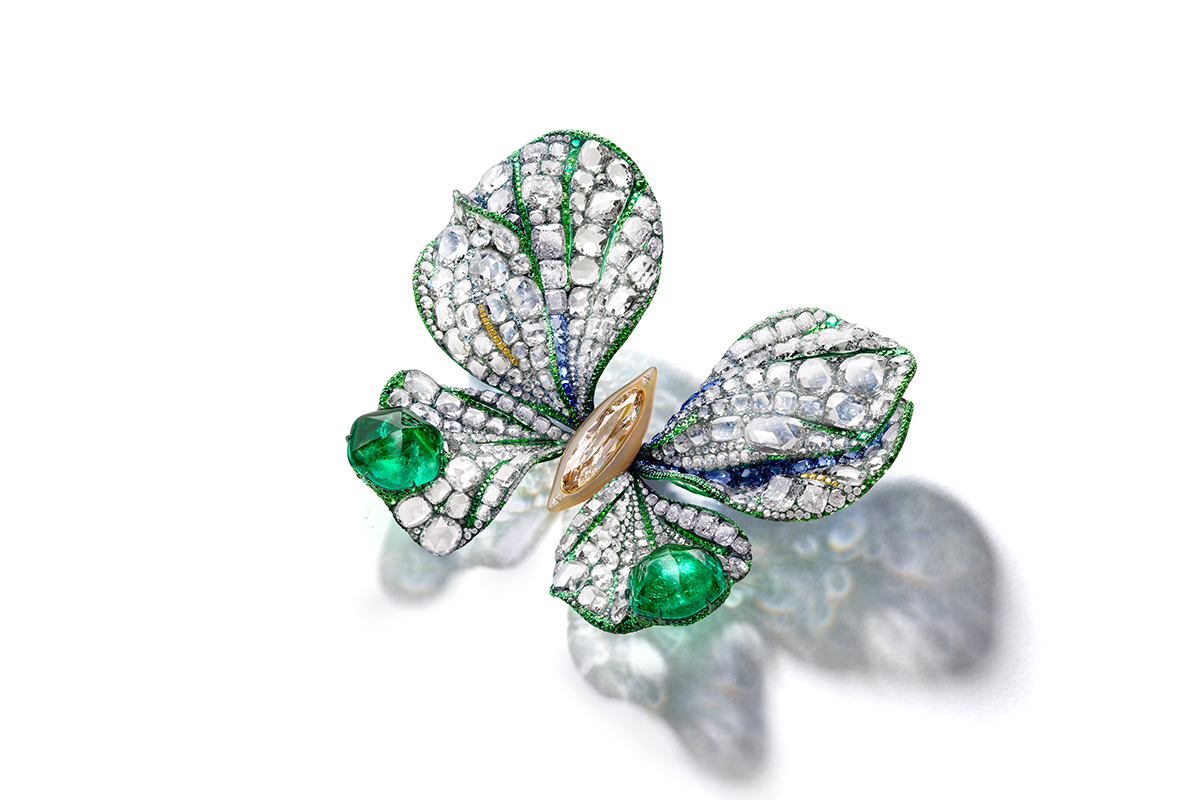 The “2023 Black Label Masterpiece I Amour Butterfly Brooch” takes centre stage at the “Meld in Light and Shade” - 2023 Annual Butterfly Exhibition at the Opera Gallery in Central.