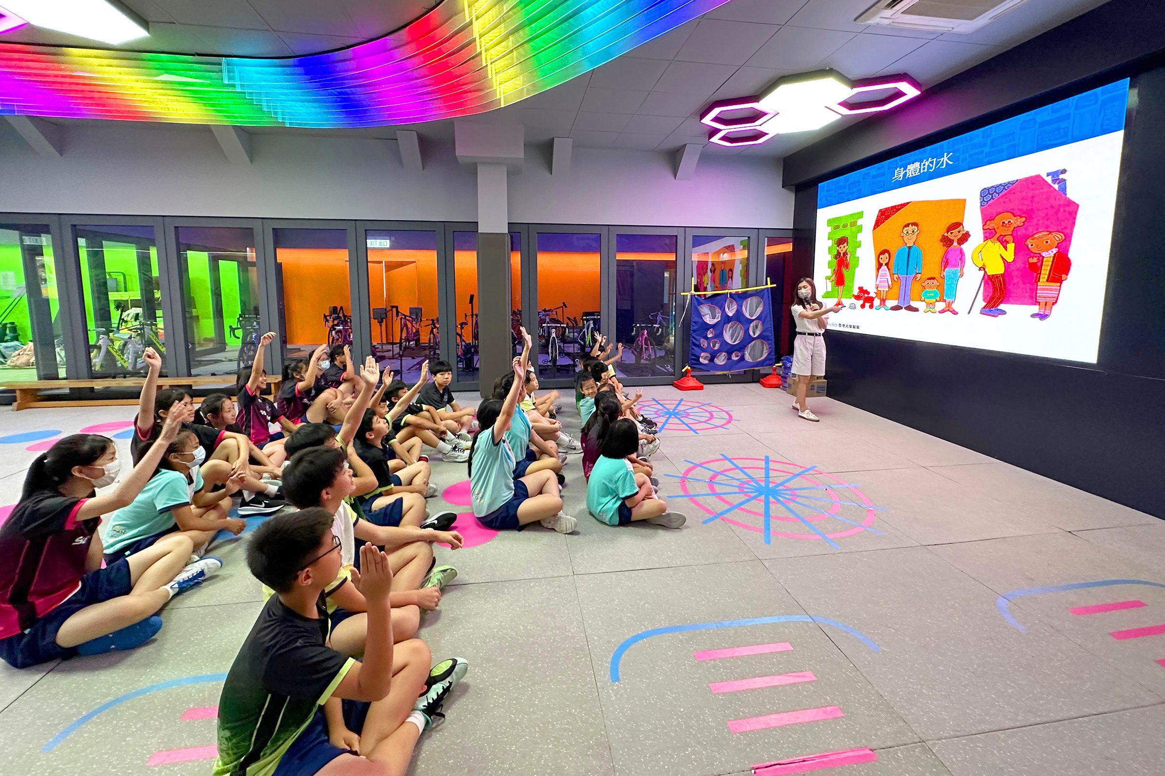 Otsuka Pharmaceutical's 'De-stress Express' (DSE) programme educates the community, particularly students, on the importance of nutrition and hydration during physical activity.