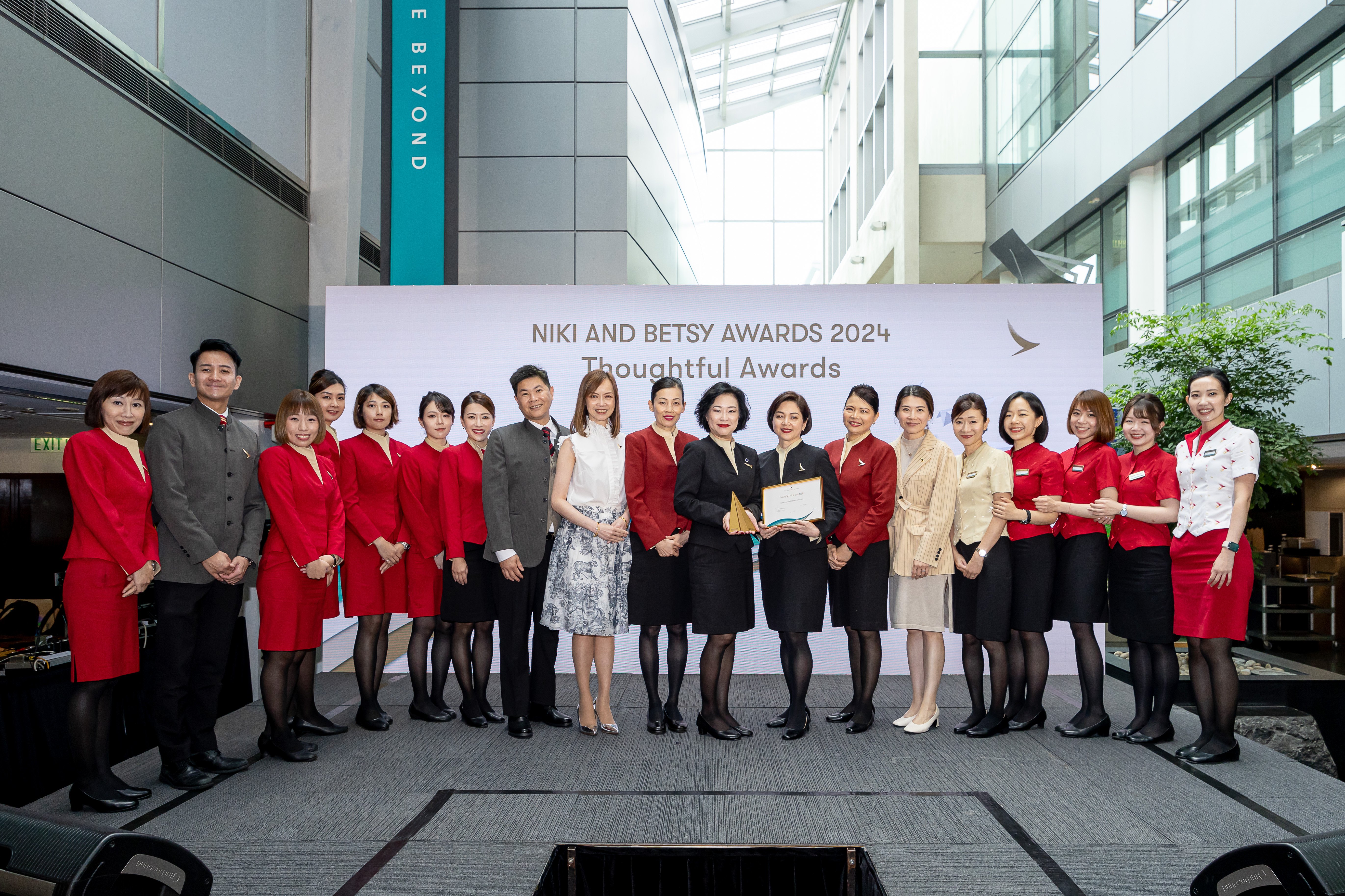 Cathay’s Niki and Betsy Awards honour exemplary employees who have gone above and beyond in helping customers and demonstrated outstanding efforts behind-the-scenes.