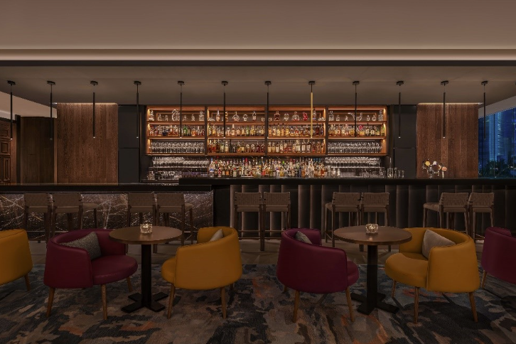 Recently unveiled after a chic renovation, Bar Q88 combines modern elegance with a thoughtful homage to the city's heritage. 