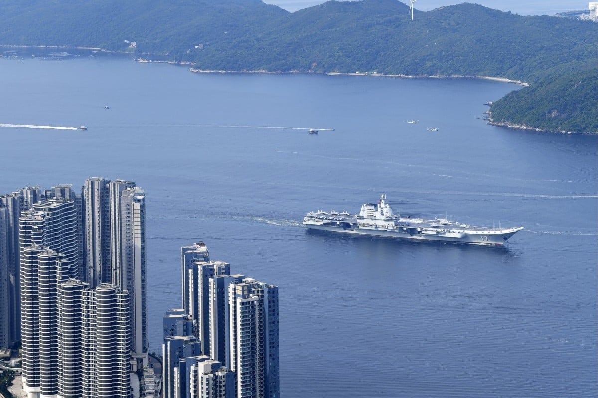 The aircraft carrier Shandong sailing into Hong Kong. Photo: Xinhua