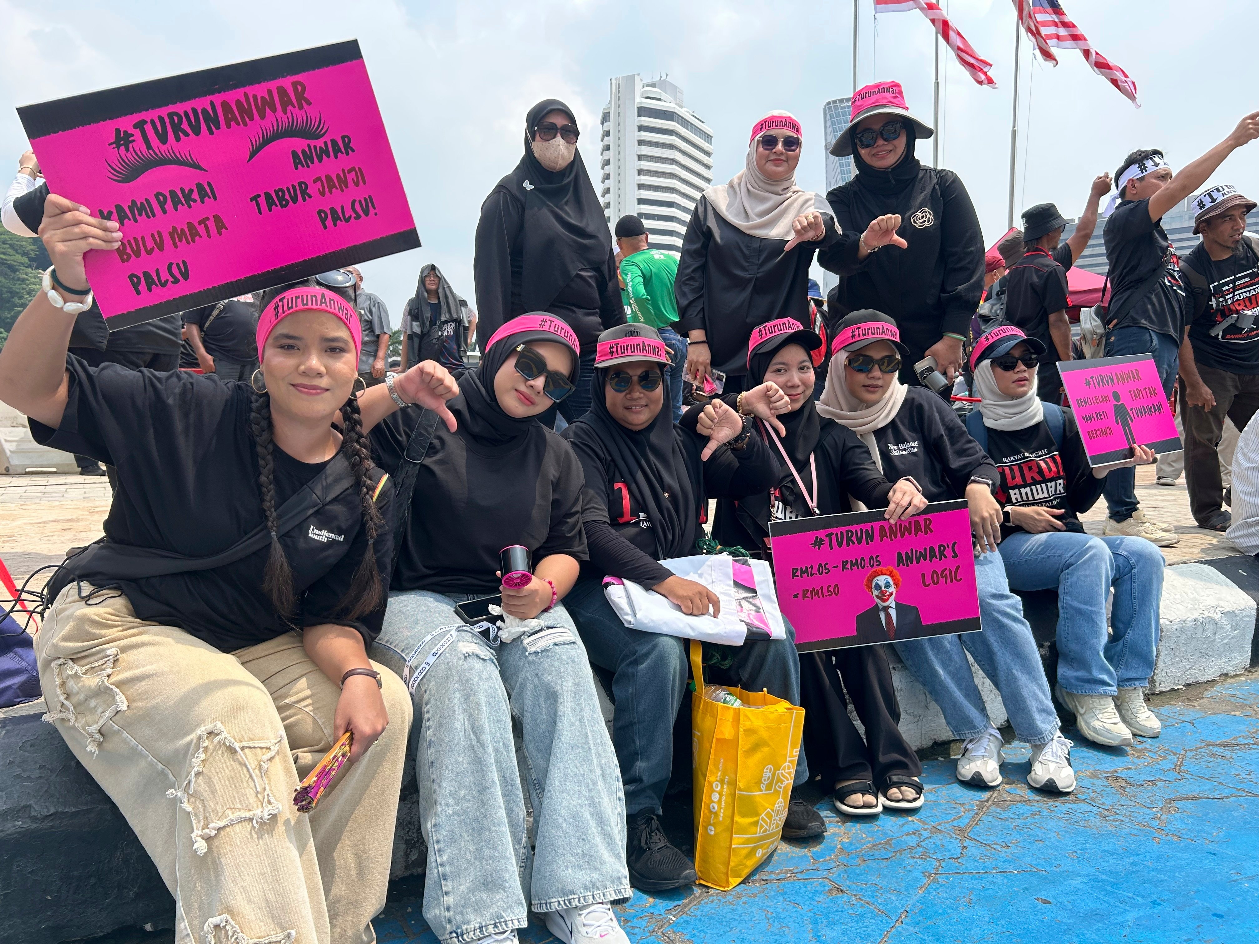 Sanitary pad protest elicits outrage in Malaysia