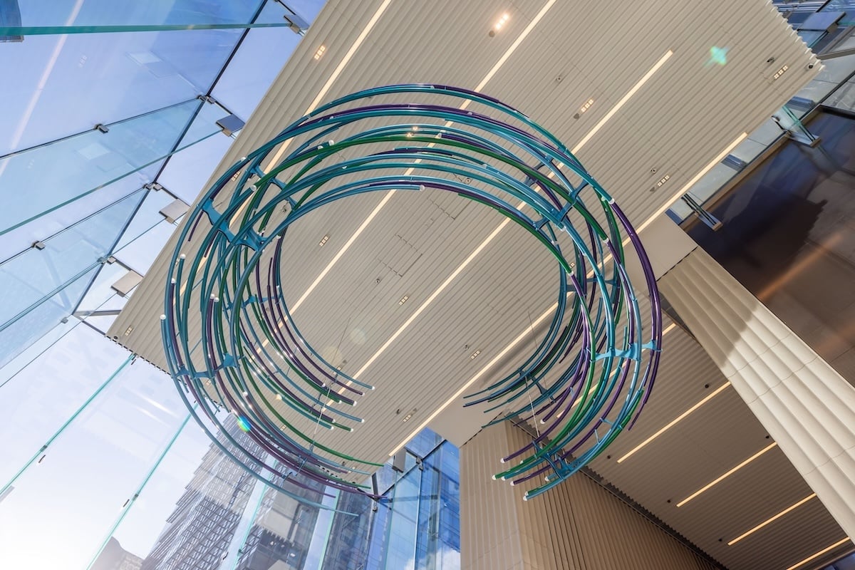 Reaching for the Stars – An Iconic Art Installation Showcased at Cheung Kong Center II