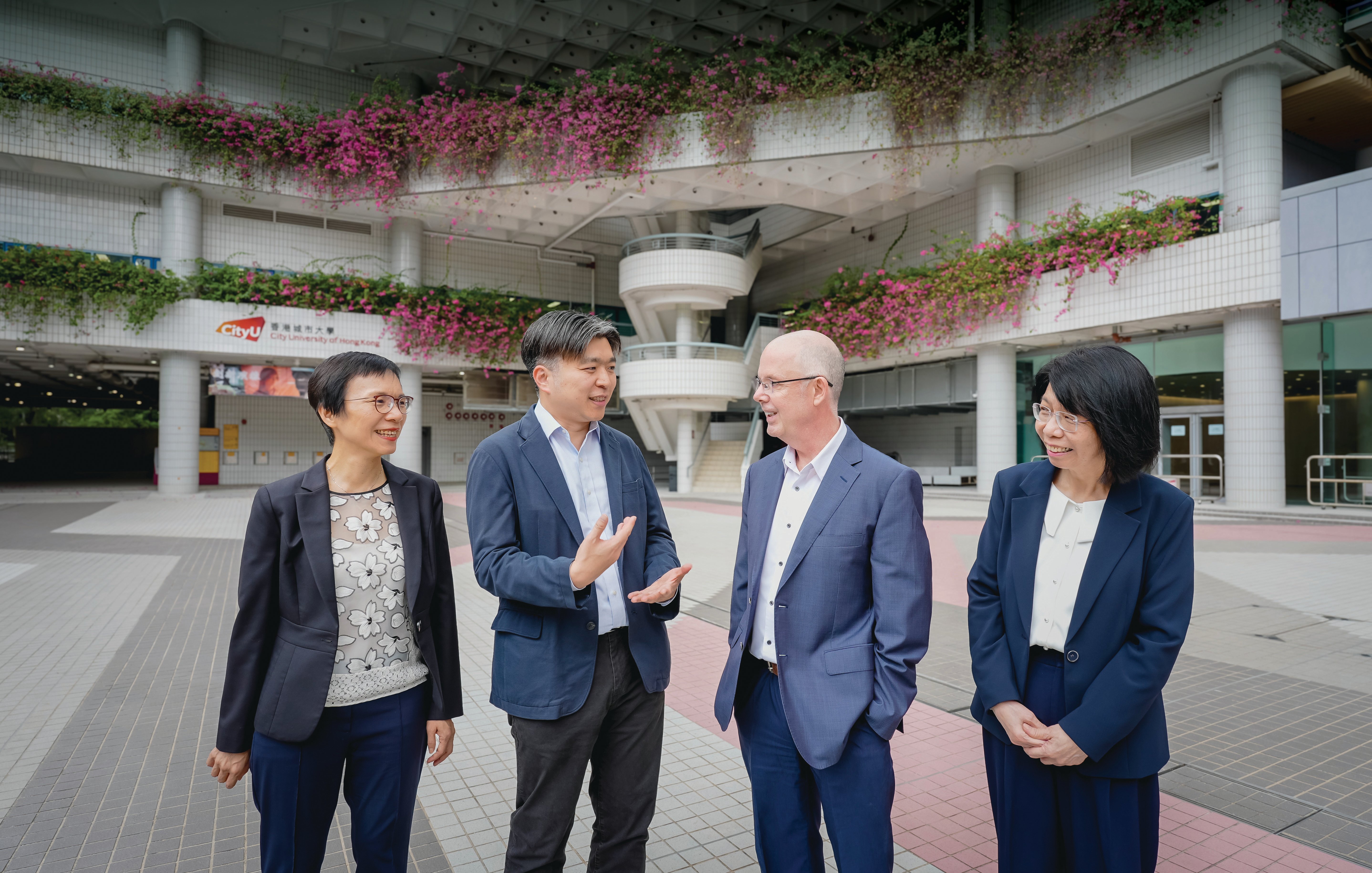 CityUHK’s Community Chilling Hub team aims to innovate human care with community capacity.