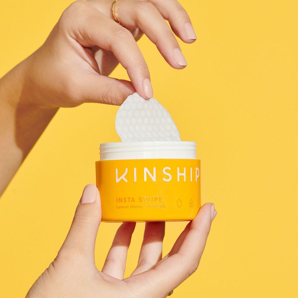 Kinship Lemon Pads are fragrance-free.