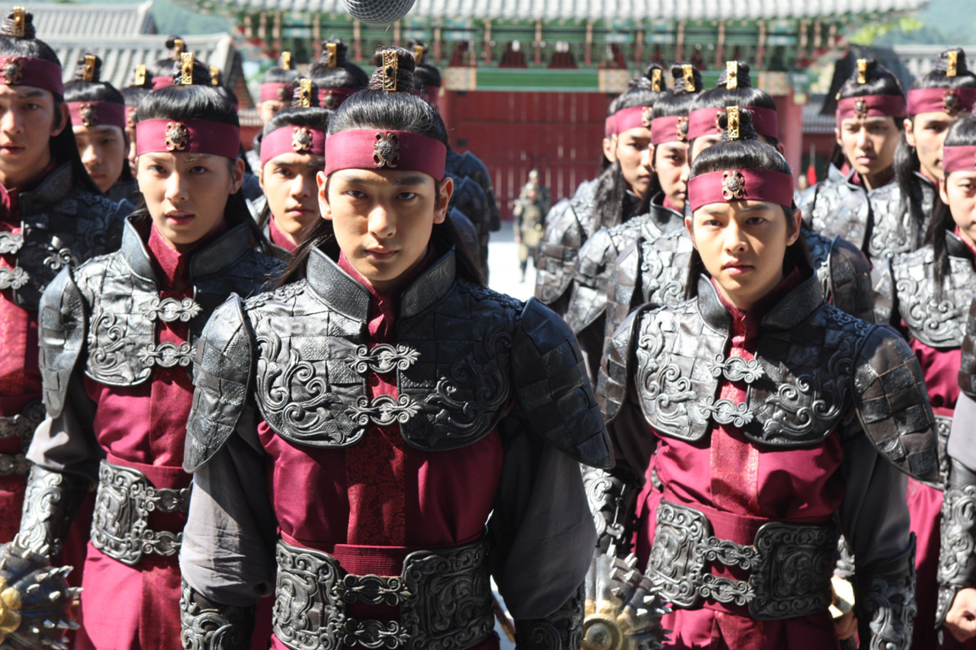 Song (right) and Shim Ji-ho in a still from A Frozen Flower (2008).