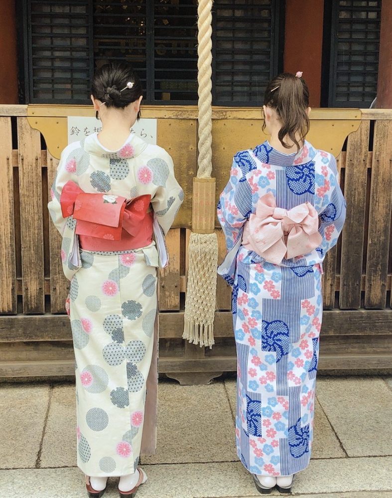 Kimono rentals take off among young women in Japan, who rarely wear them in  everyday life any more