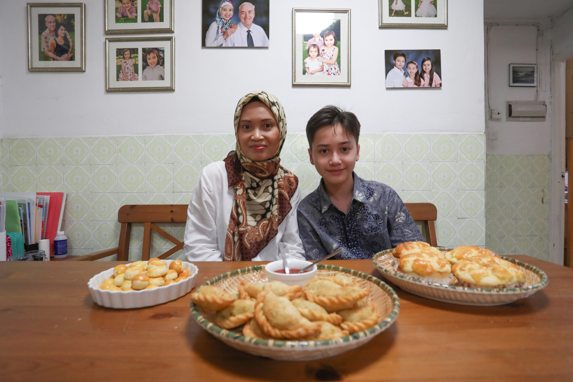 Hong Kong YouTube star  Rosyidah Dobson, and her 14-year-old son Daniel Soekarno Dobson. Photo: Jonathan Wong