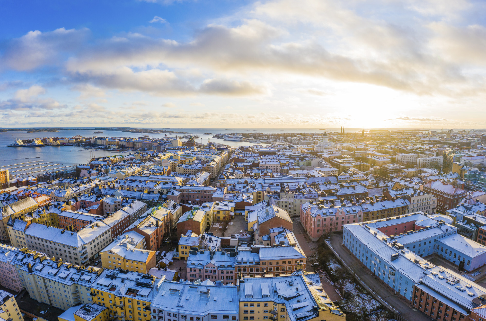 Snowy rooftops of the Kruununhaka district in Helsinki. Photo: Getty Images