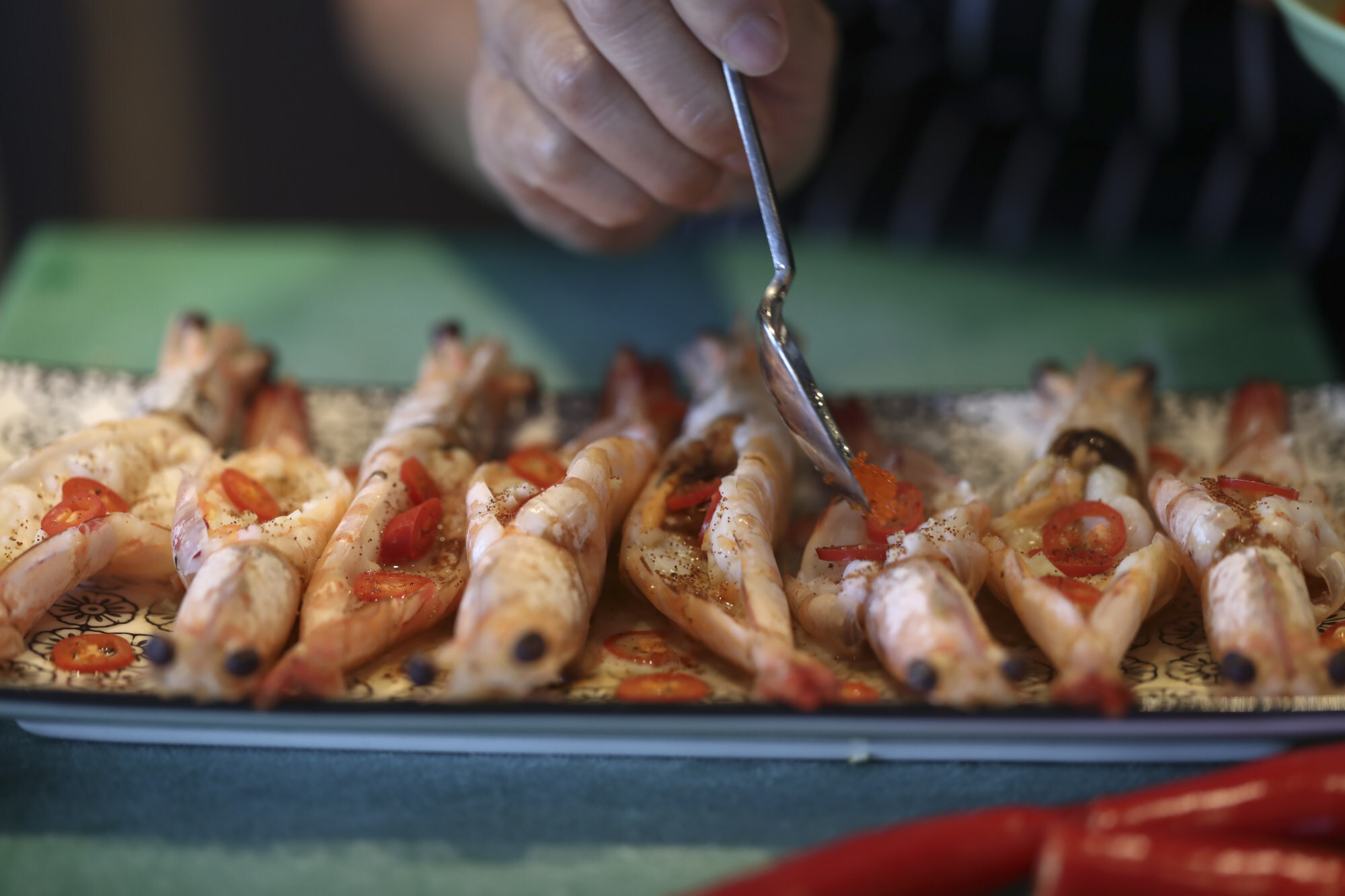 How to make steamed shrimp with roe and tobiko caviar and yes, you