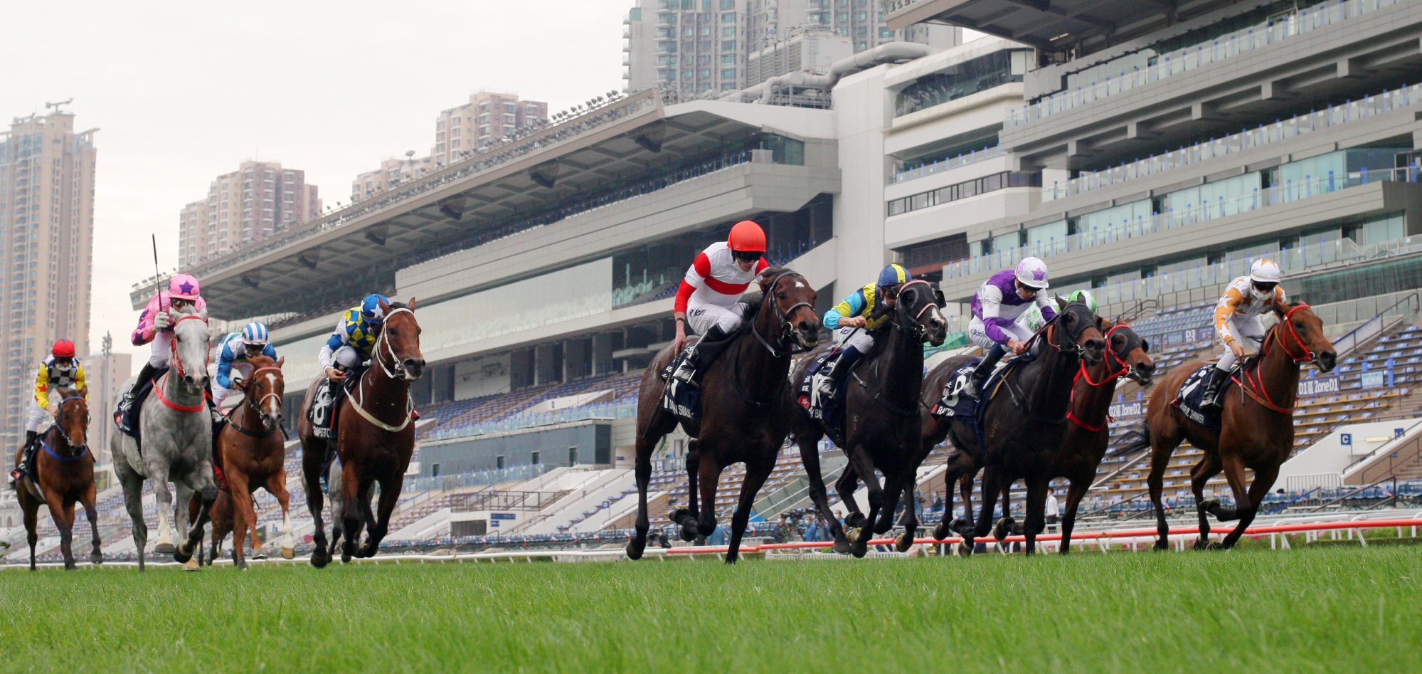 Danon Smash (middle) storms home to win the Hong Kong Sprint in December. 