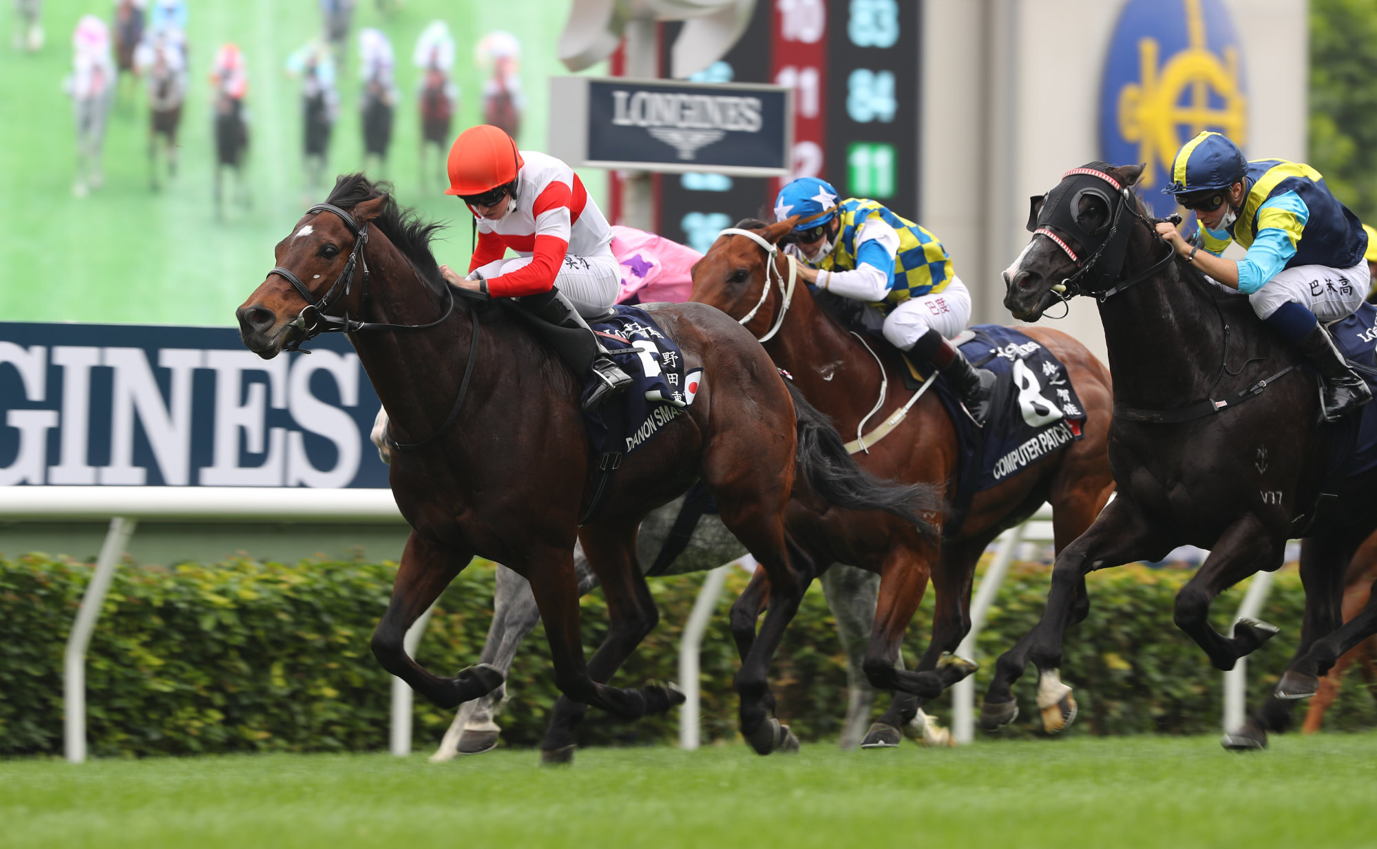 Ryan Moore pilots Danon Smash to victory in last year’s Hong Kong Sprint. Photo: Kenneth Chan