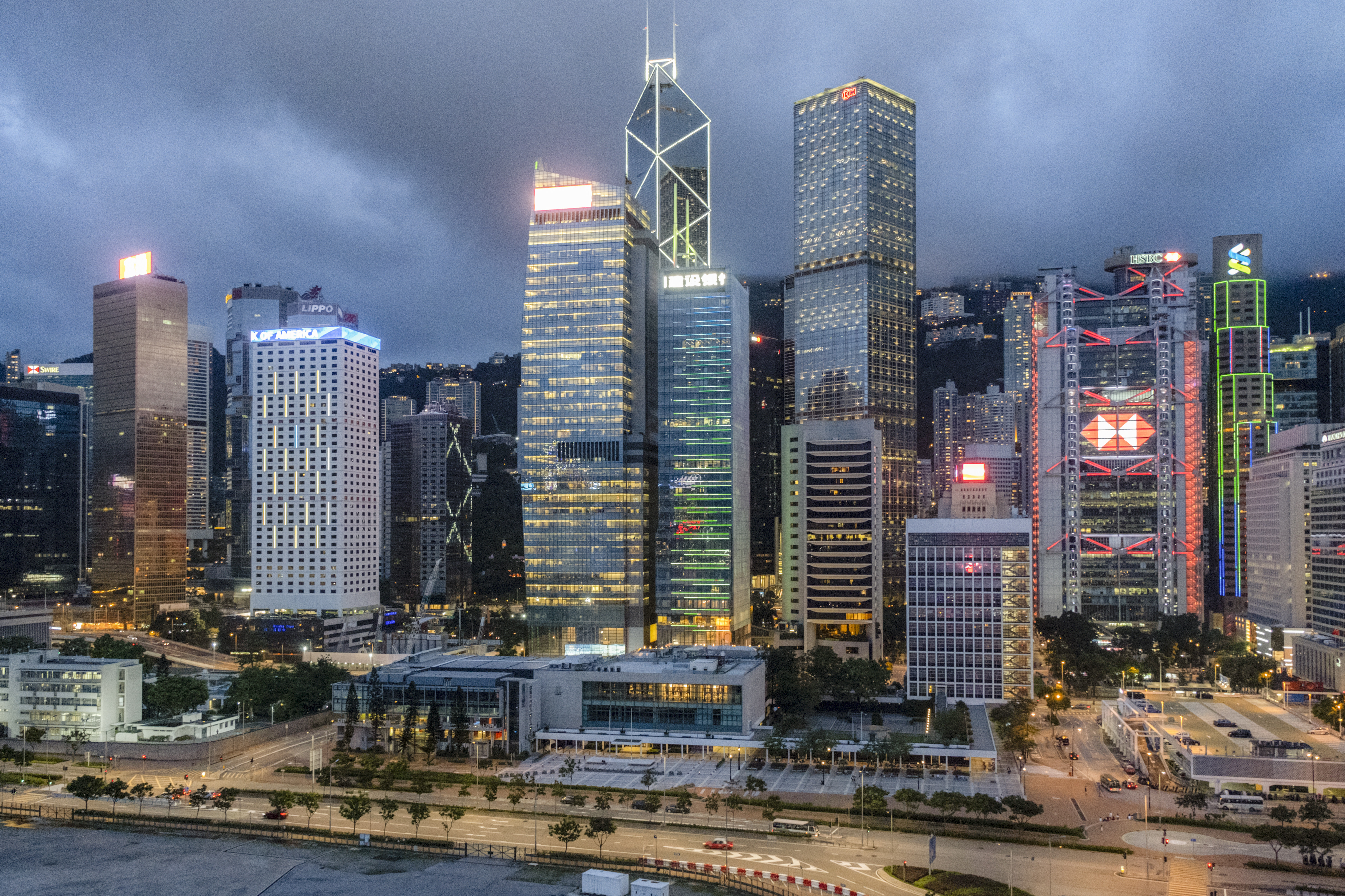 Hong Kong’s Central district is seeing a return of international firms now rents have come down. Photo: Sun Yeung