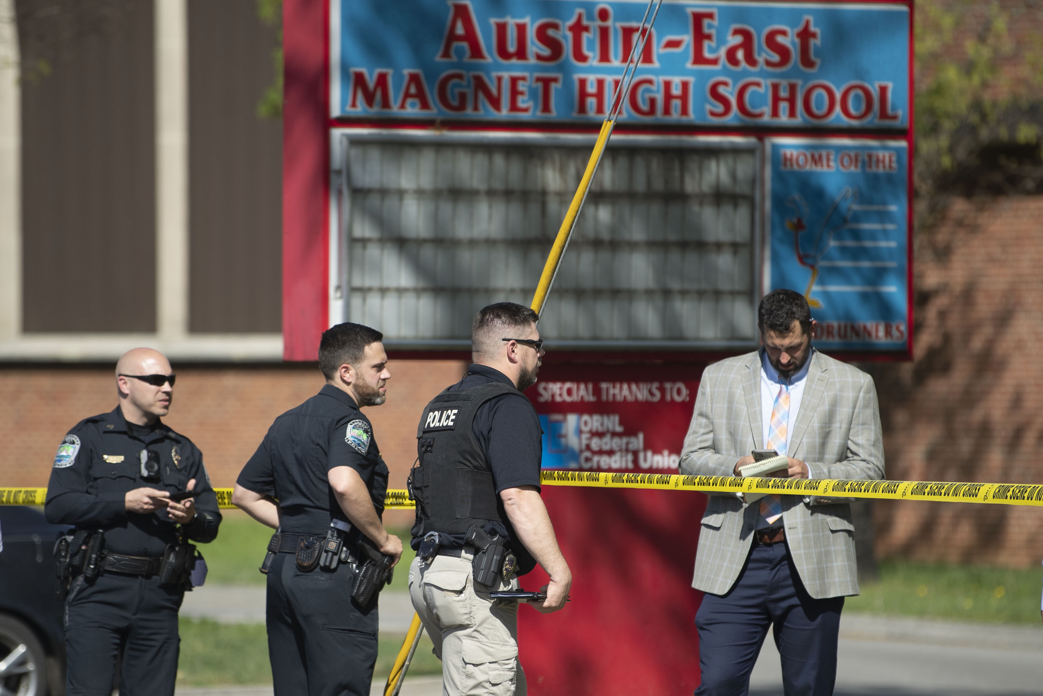 Law enforcement officers respond to the shooting at Austin-East Magnet High School in Knoxville, Tennessee. Photo: AP