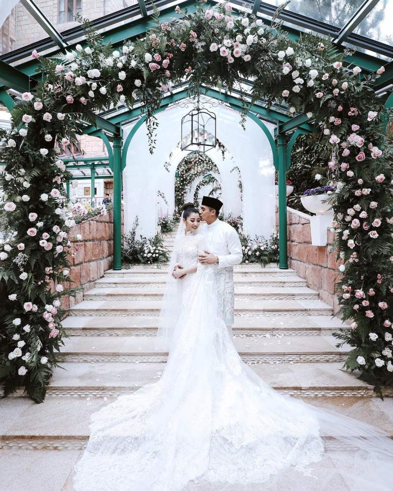 Image Ông Cao Thắng image beautiful image beautiful image beautiful image beautiful image beautiful image beautiful image beautiful - Crazy rich Asian weddings of Vietnam: Dong Nhi's two-day, five ...