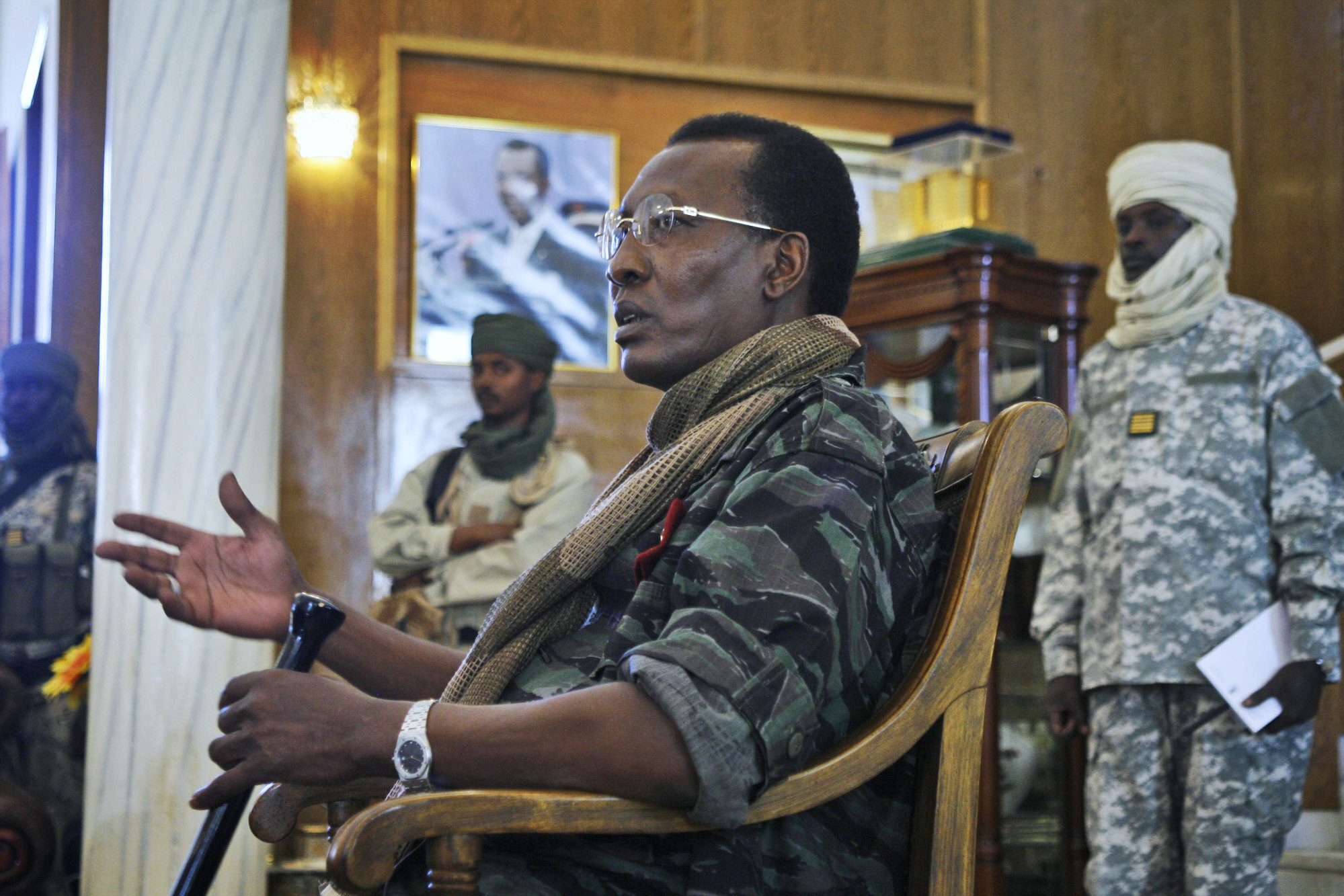 Chadian President Idriss Deby conducting a news conference from the presidential palace. Photo: AP