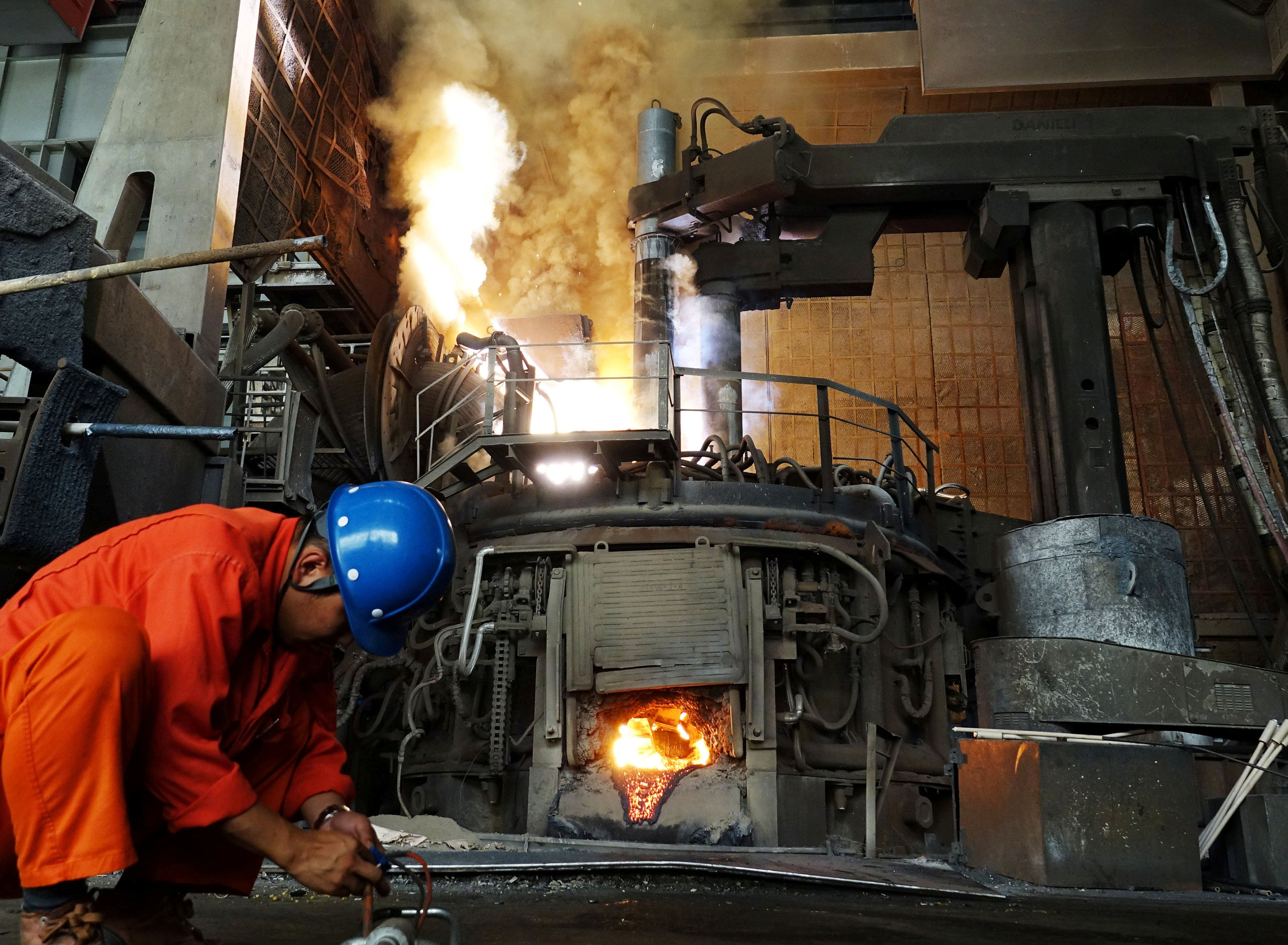 Strong demand and margins – at their highest since 2018 – have lifted demand for higher quality iron ore products and China’s renewed focus on reducing steelmaking emissions is likely to restrain exports in 2021, supporting margins globally, Rio Tinto said. Photo: Reuters