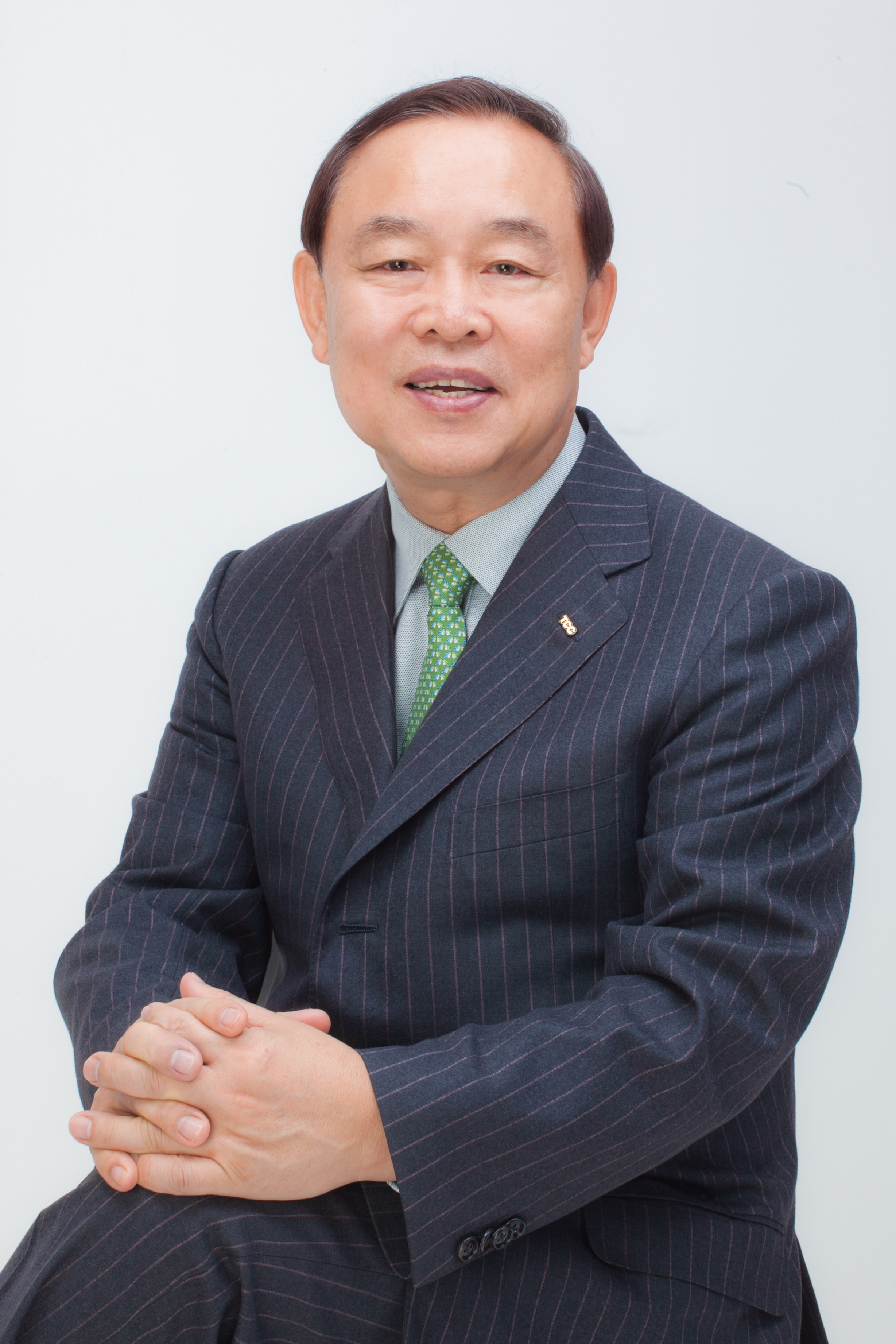 Sohn Bong-rak, chairman