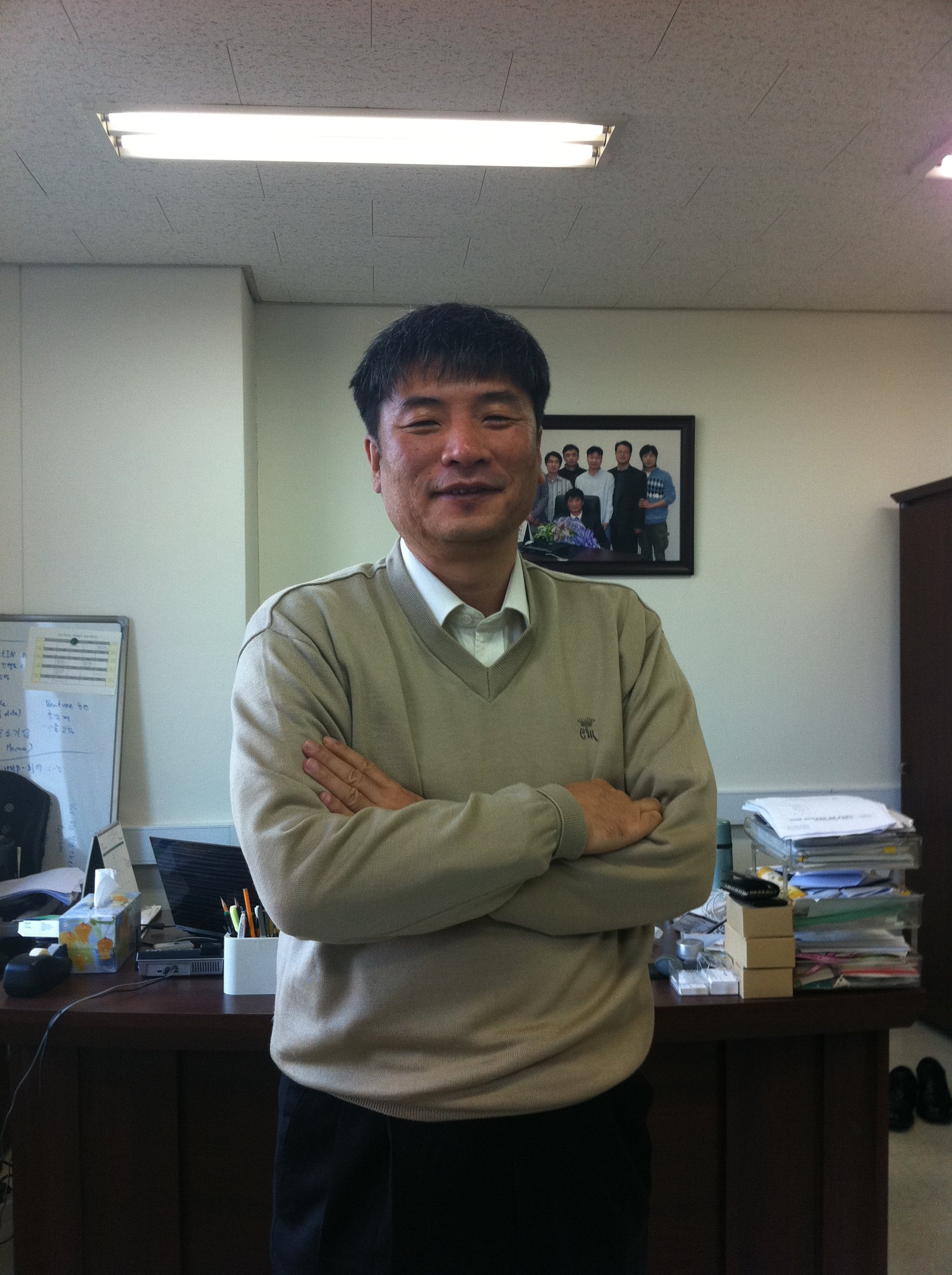Dr Lee Sang-mok, CEO