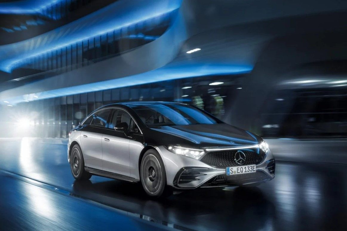 The new Mercedes-Benz EQS offers a more luxurious interior and substantially longer range than the Tesla S. Photo: Luxurylaunches