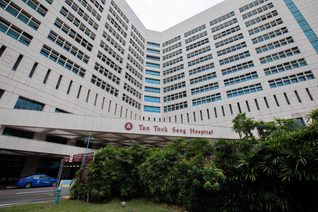 Singapore’s Tan Tock Seng Hospital is  tightening its ward visiting policy after five new Covid-19 cases. Photo: Today Online