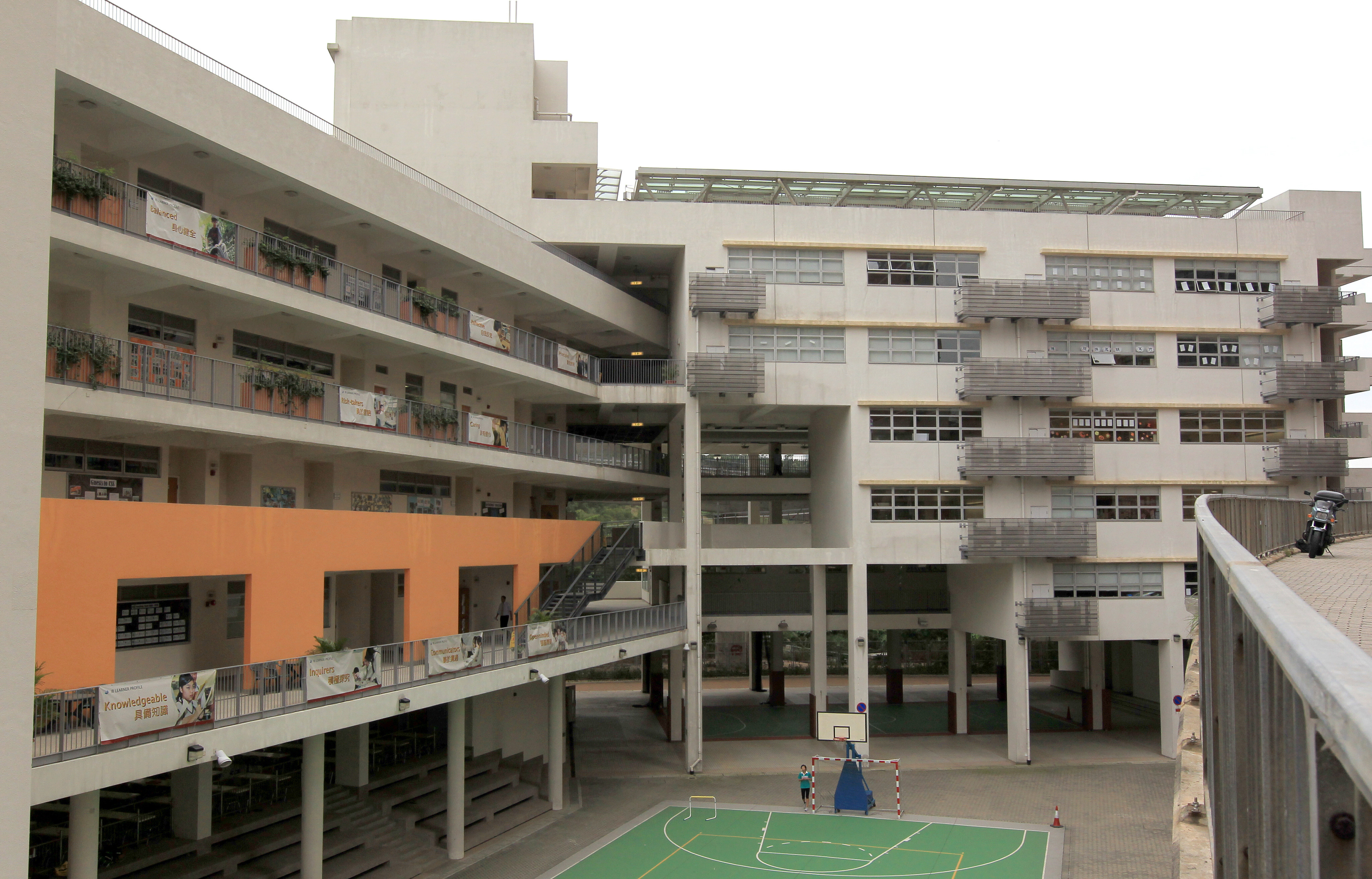 With the pandemic seeming to be on the retreat, many Hong Kong parents are making difficult decisions over their children’s education. Photo: SCMP