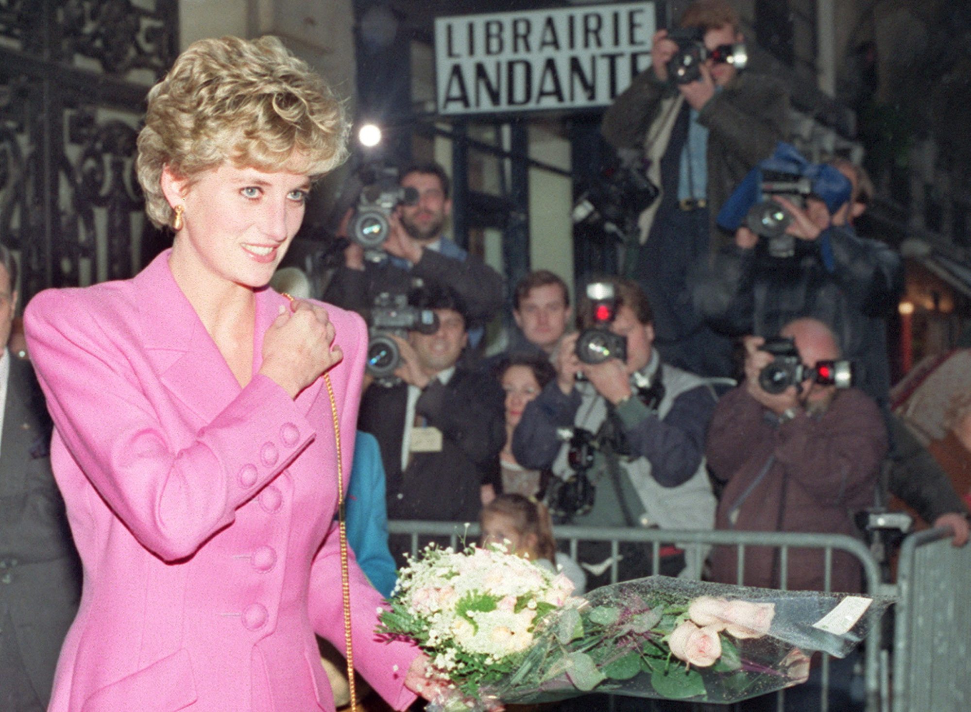 Princess Diana leaves a bookshop in Paris in November 1992. Photo: AFP