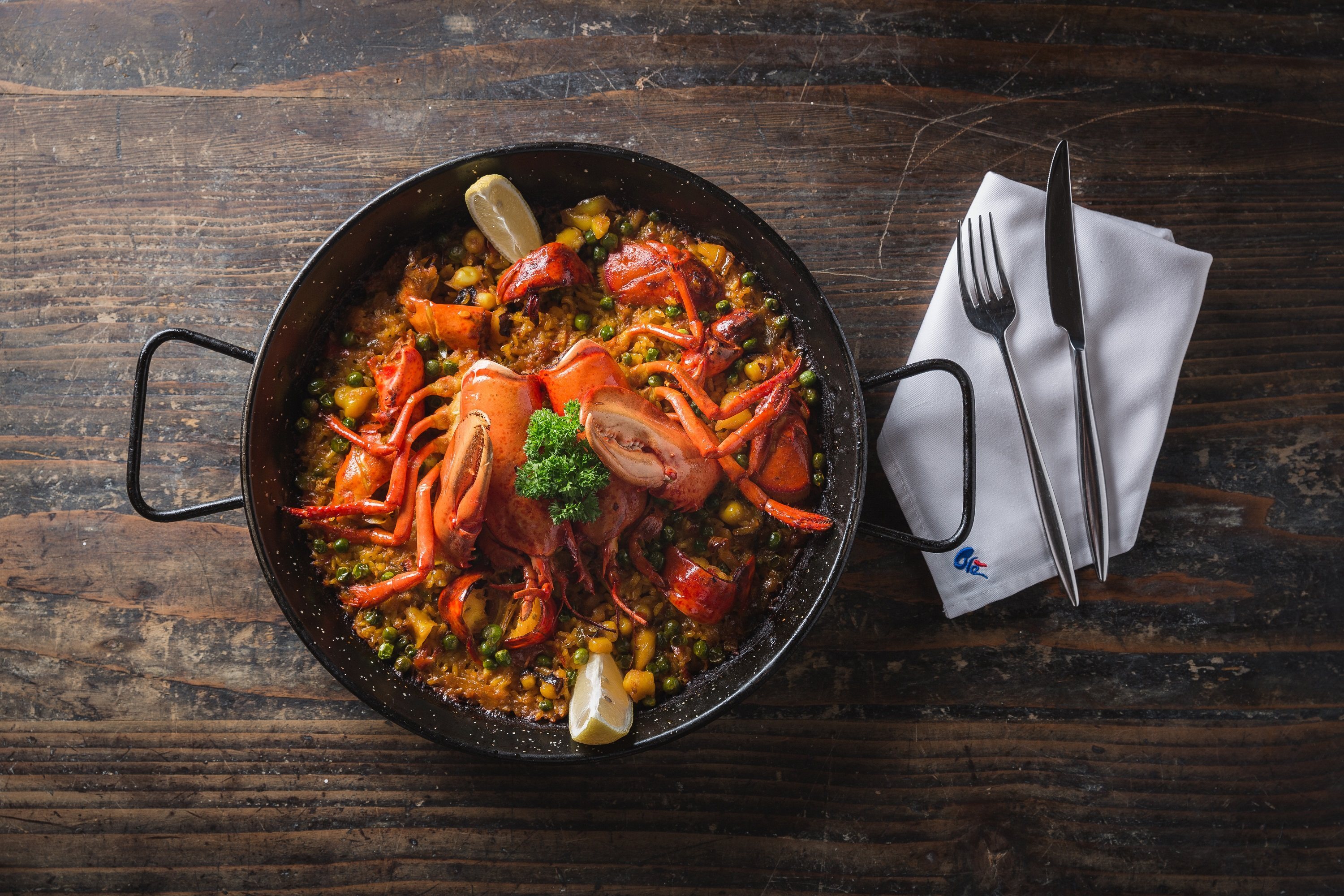 Treat your dad to a traditional Spanish paella at Olé, in Central, Hong Kong, this Father’s Day. Photo: Olé
