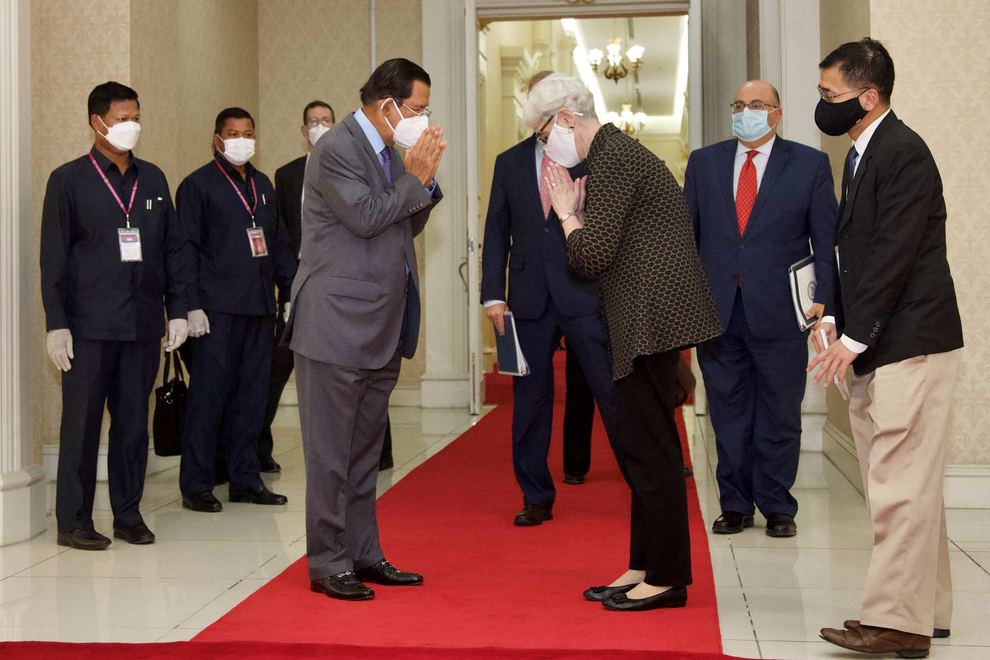 Cambodia’s Prime Minister Hun Sen (centre left) greets US Deputy Secretary of State Wendy Sherman (centre right) during a meeting at the Peace Palace in Phnom Penh earlier this month. Photo: AFP