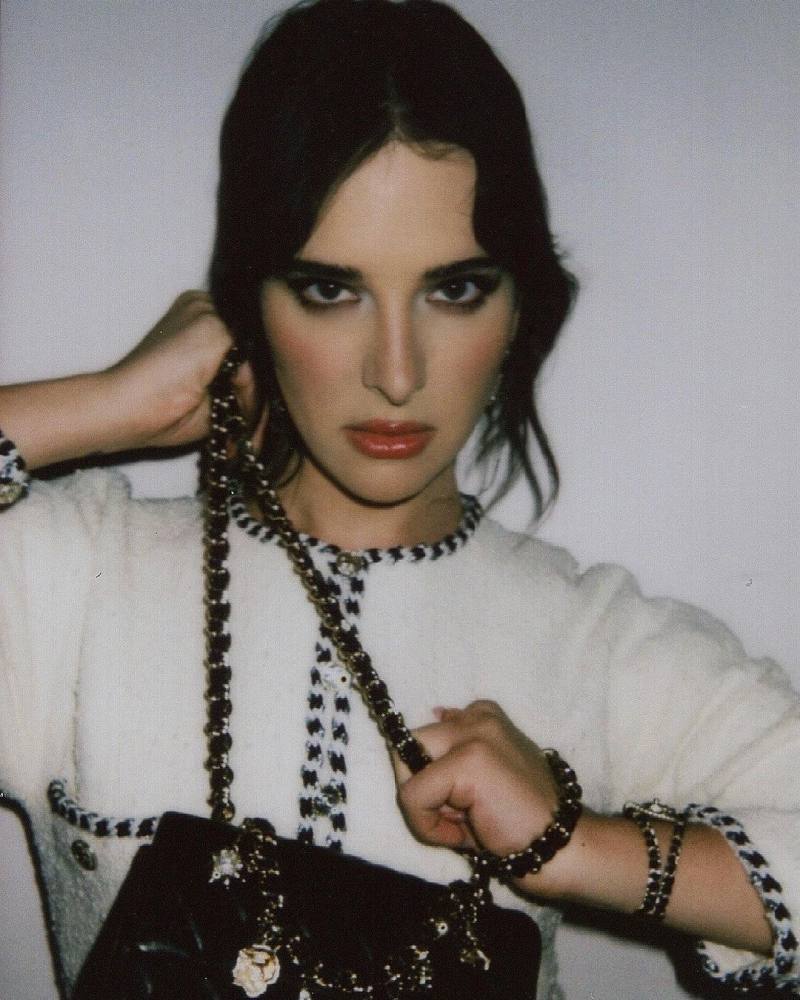 Hari Nef. Photo: @harinef/ Instagram