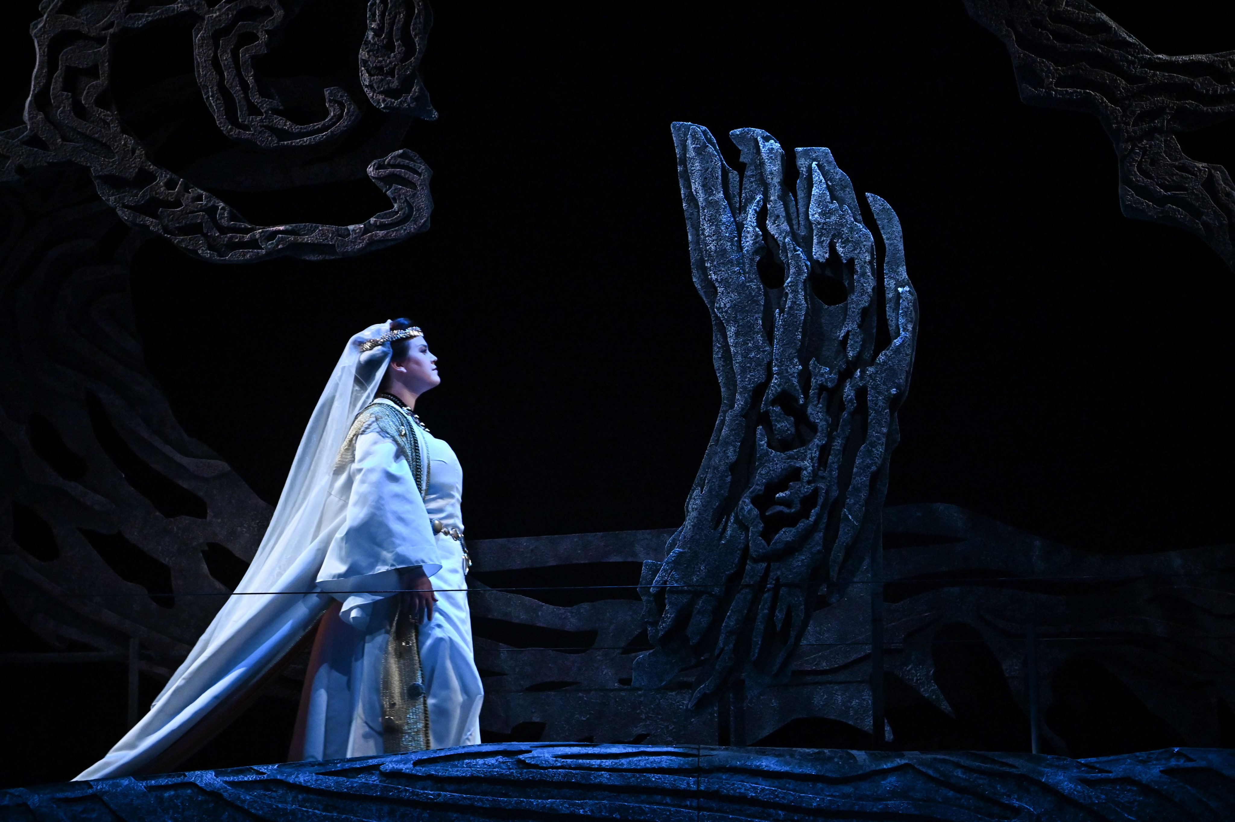 Meryl Dominguez as Norma performing Casta Diva in Musica Viva’s Norma on the opera’s opening night in Hong Kong. Photo: Musica Viva