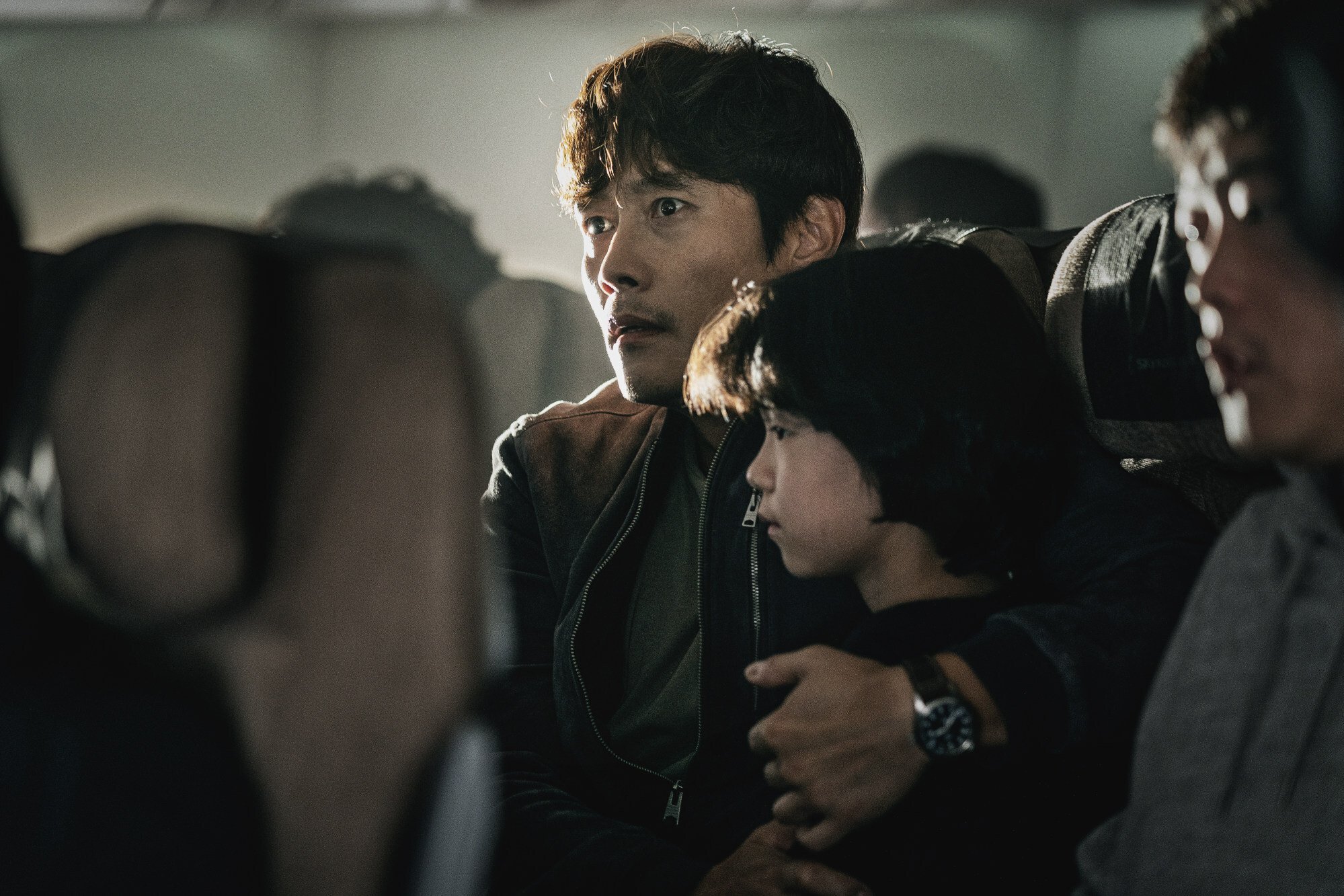 Lee Byung-hun in a still from Emergency Declaration.